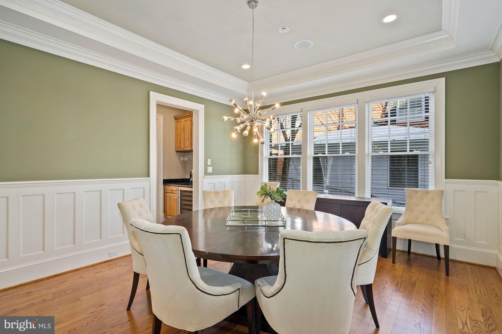 LEE HEIGHTS - Residential