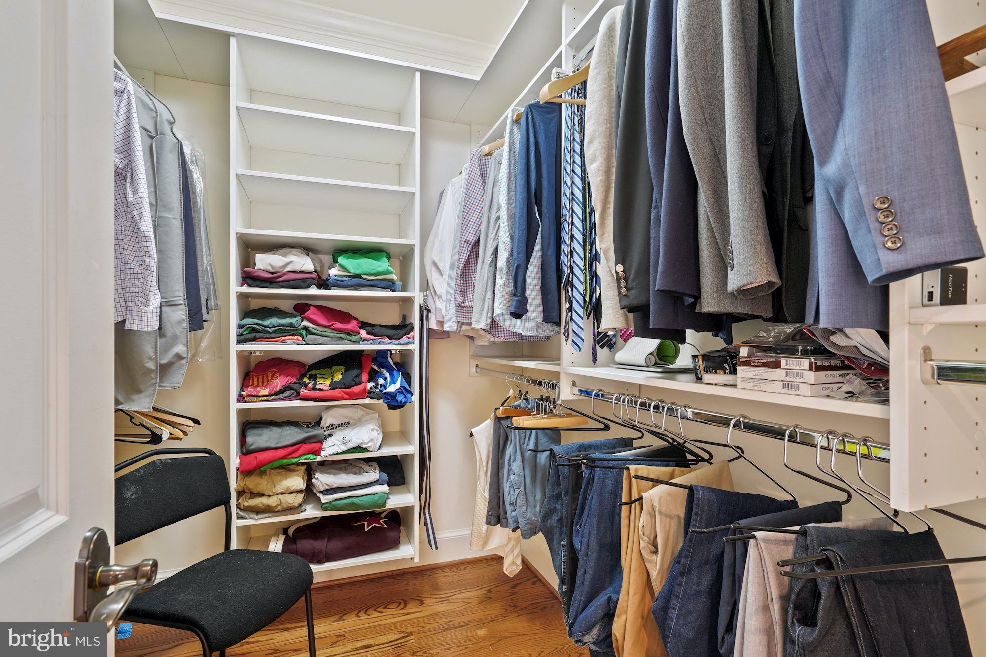 LEE HEIGHTS - Residential