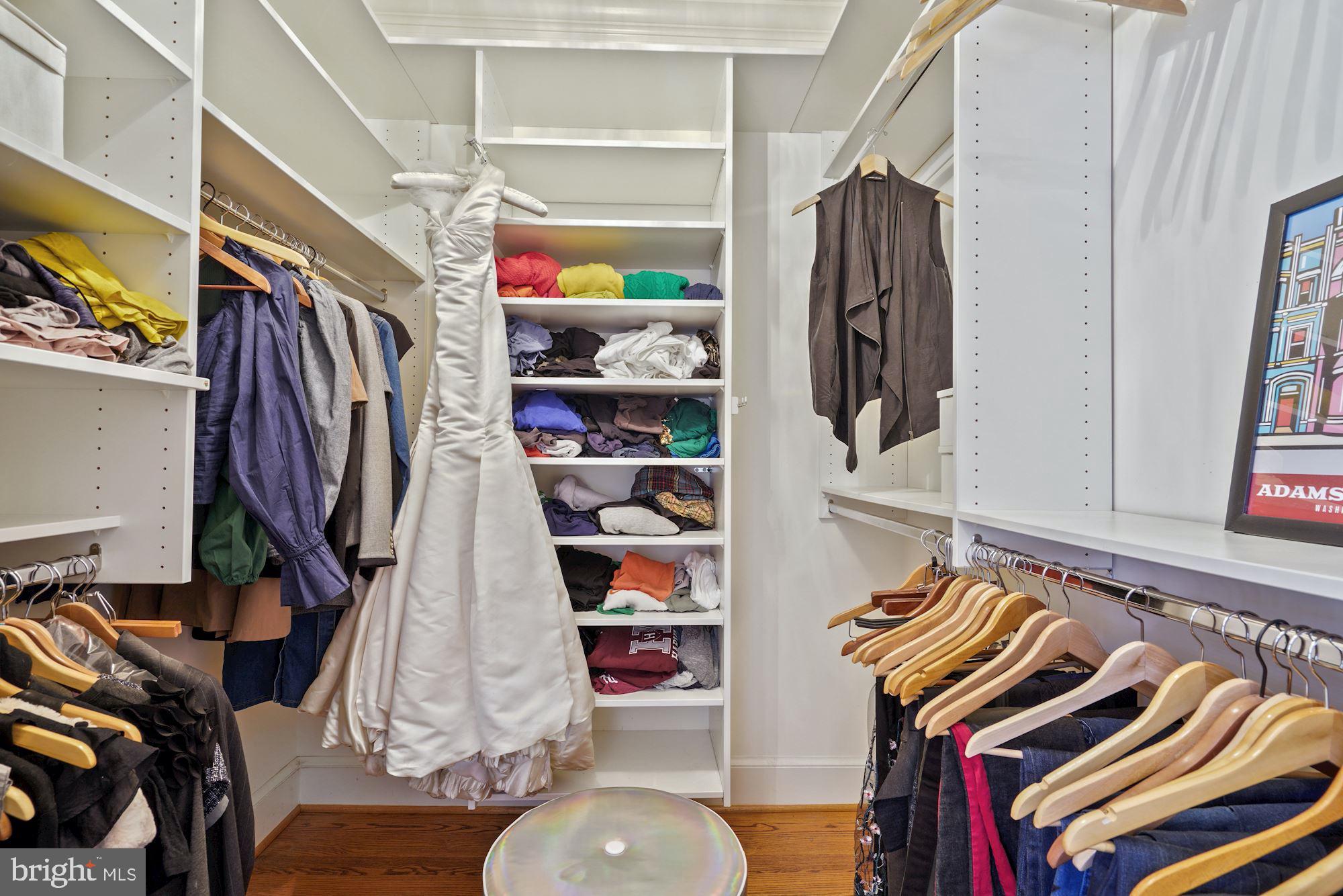 LEE HEIGHTS - Residential