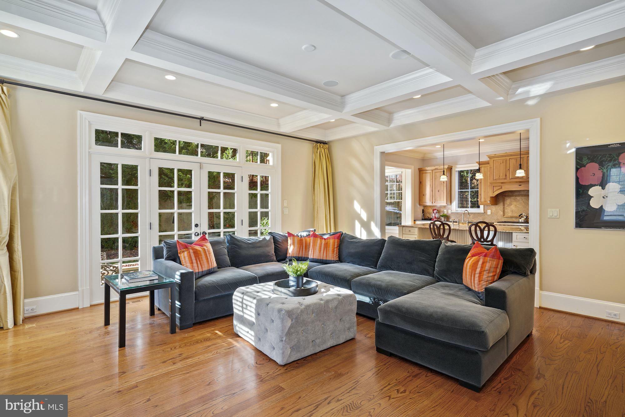 LEE HEIGHTS - Residential