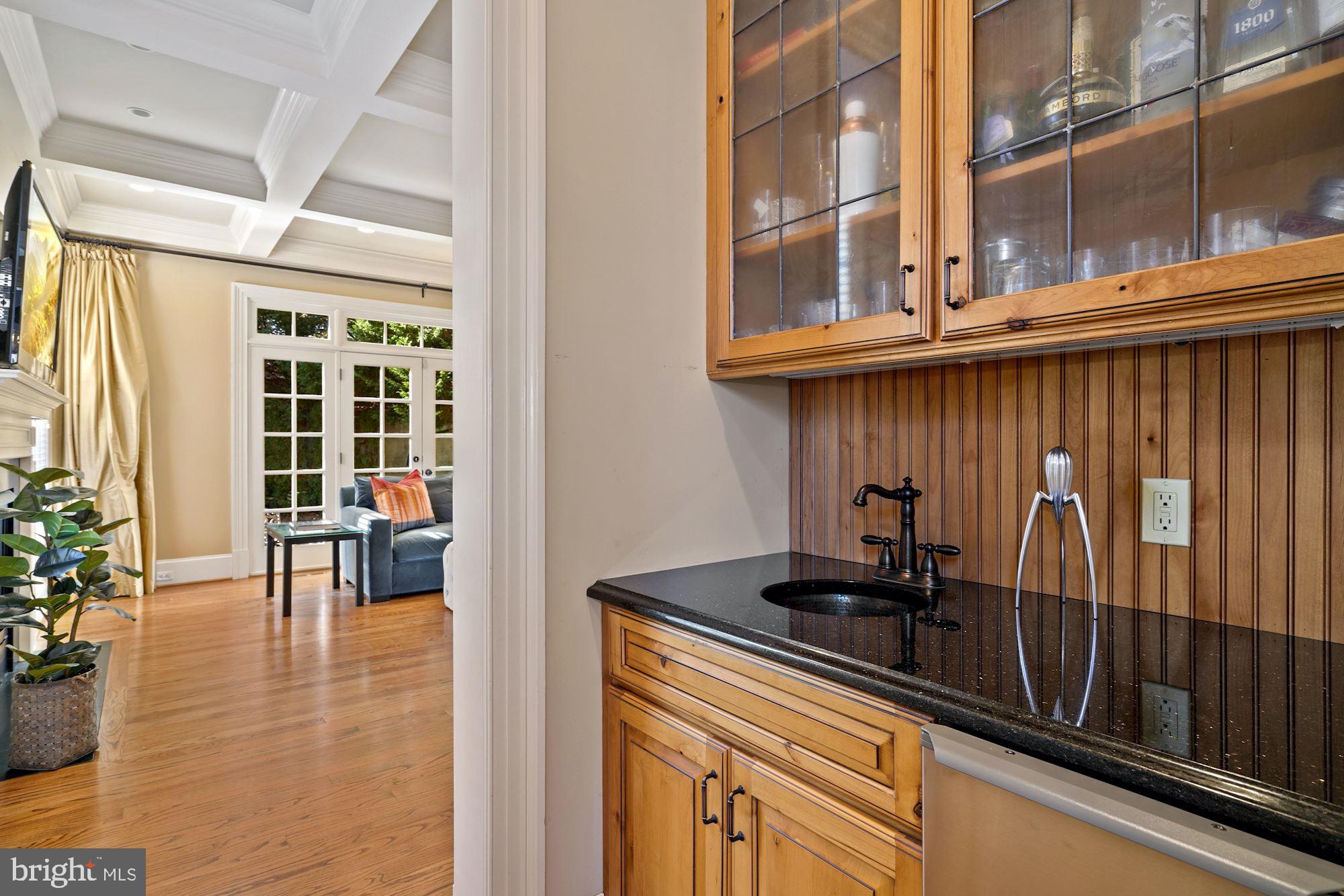 LEE HEIGHTS - Residential