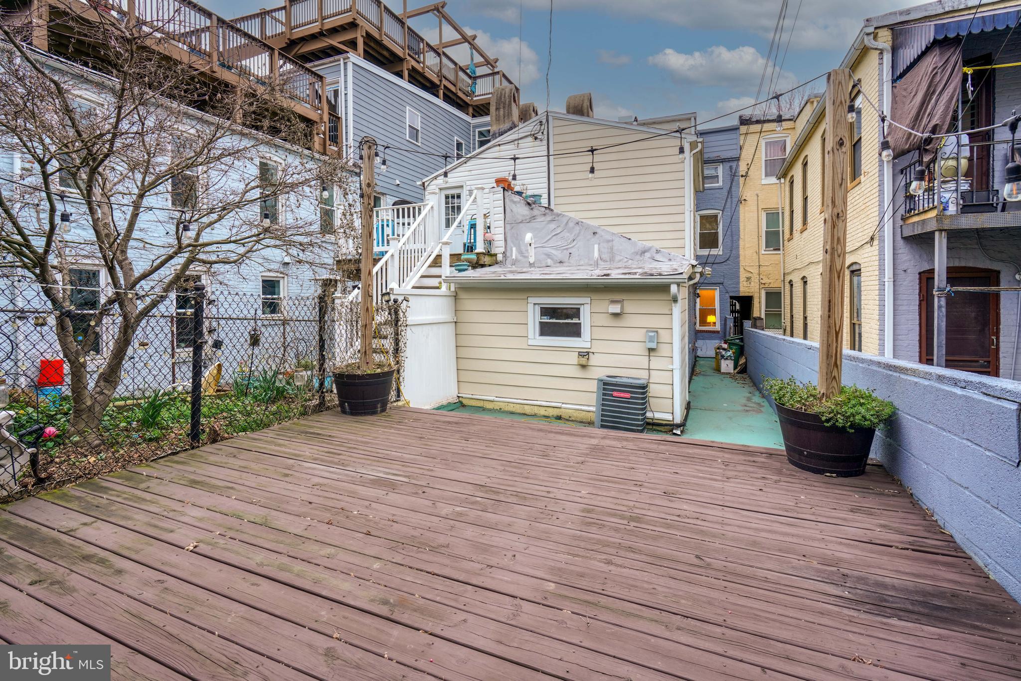 UPPER FELLS POINT - Residential