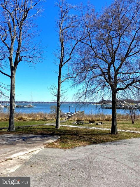 1055 OLD TURKEY POINT ROAD EDGEWATER MD 21037