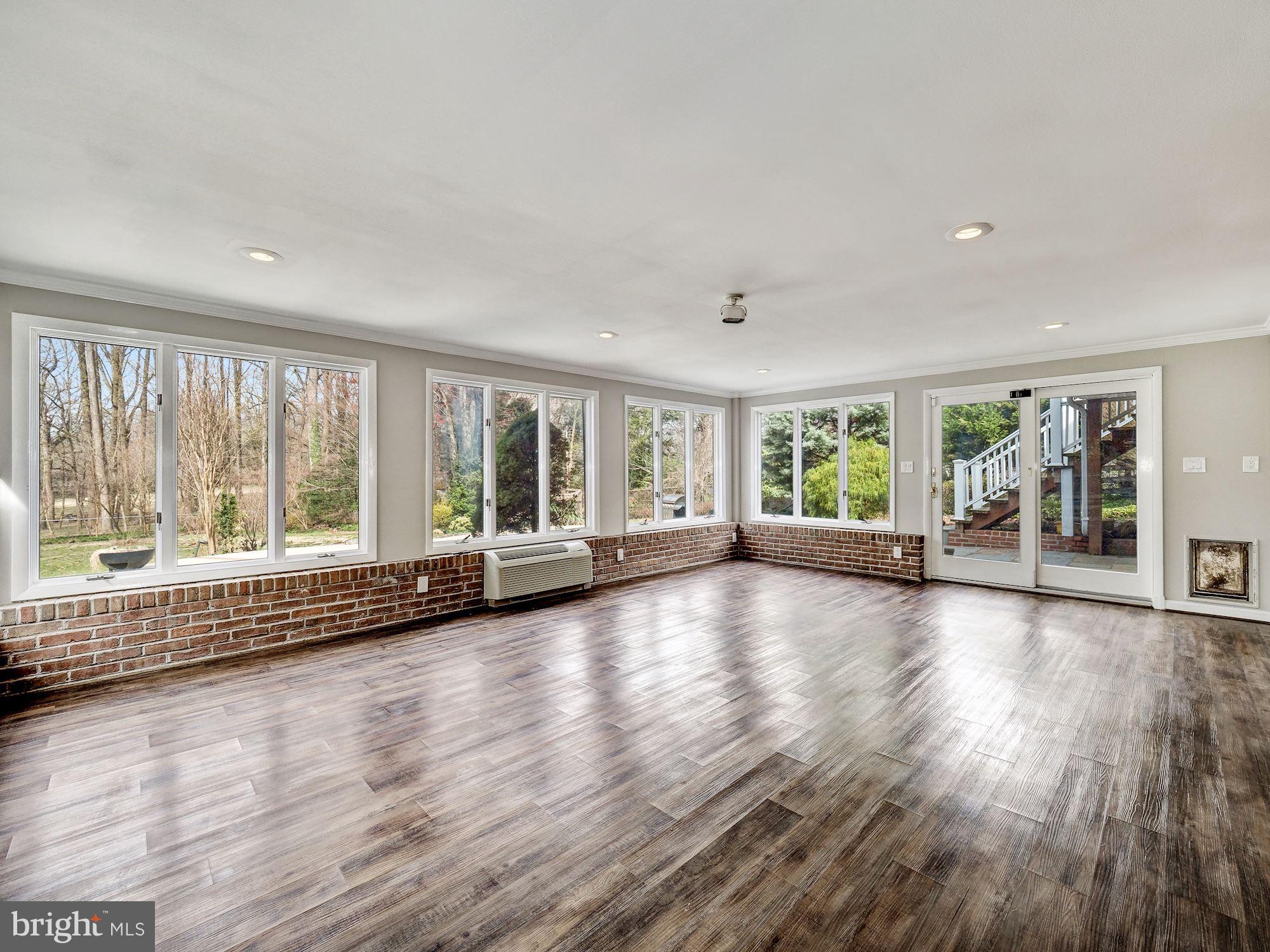 POTOMAC HILLS - Residential