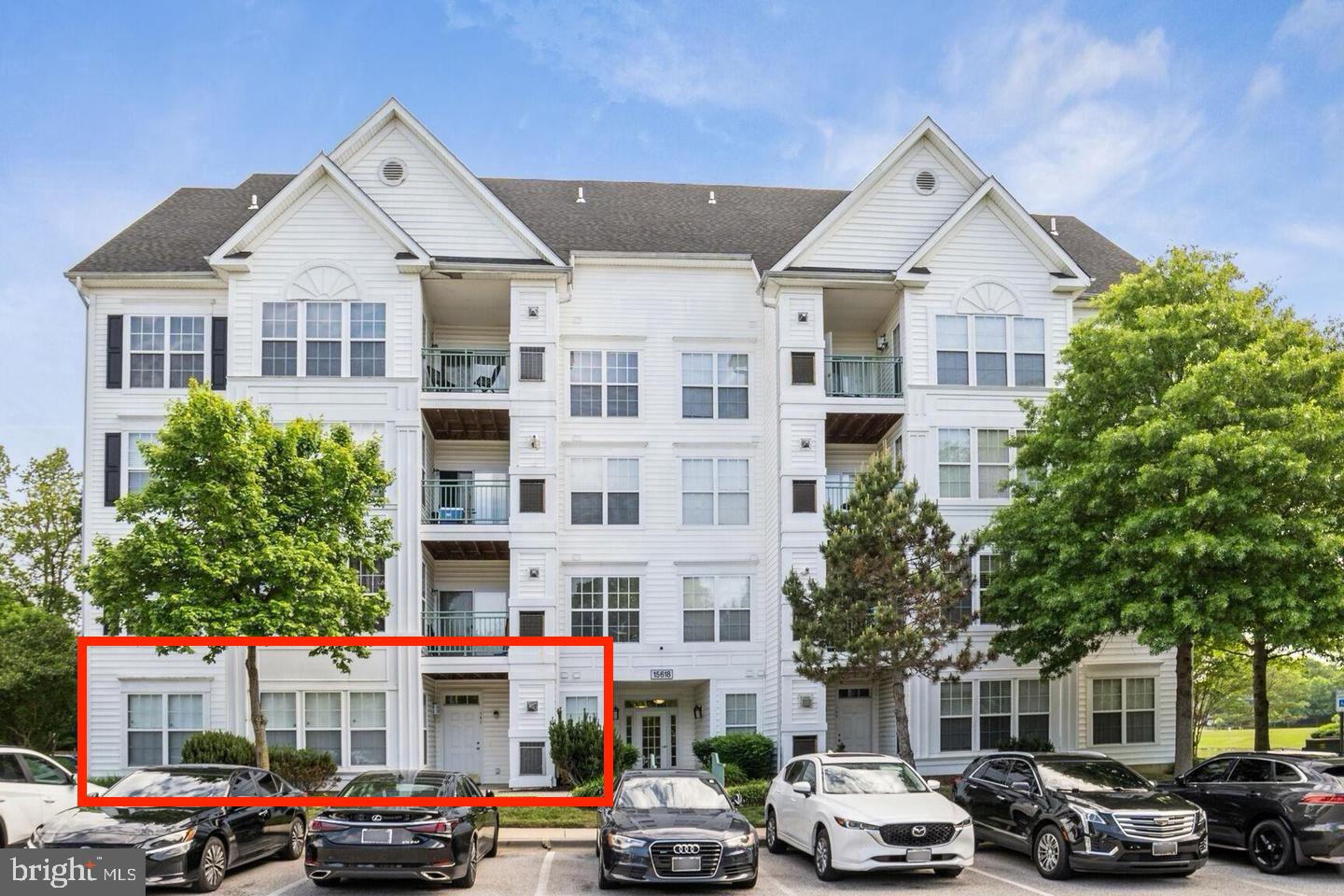 Great location in Bowie
*This 1st level , 2 bedroom 2 bath condo is in the heart of Bowie
* Walk to the town center
*Water and sewer in included in the rent
*Pool and rec. center included
*New water heater 2022
*New paint and LVT flooring
*Gas Heat
*Gas Fireplace /not included /not sure if it works
*Walking path and Lake