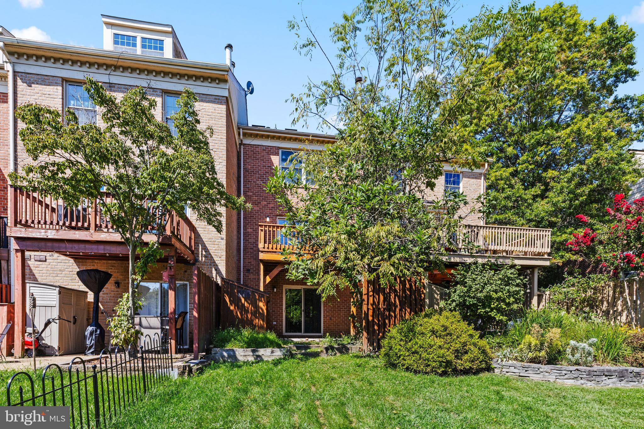 LOVETON FARMS - Residential Lease