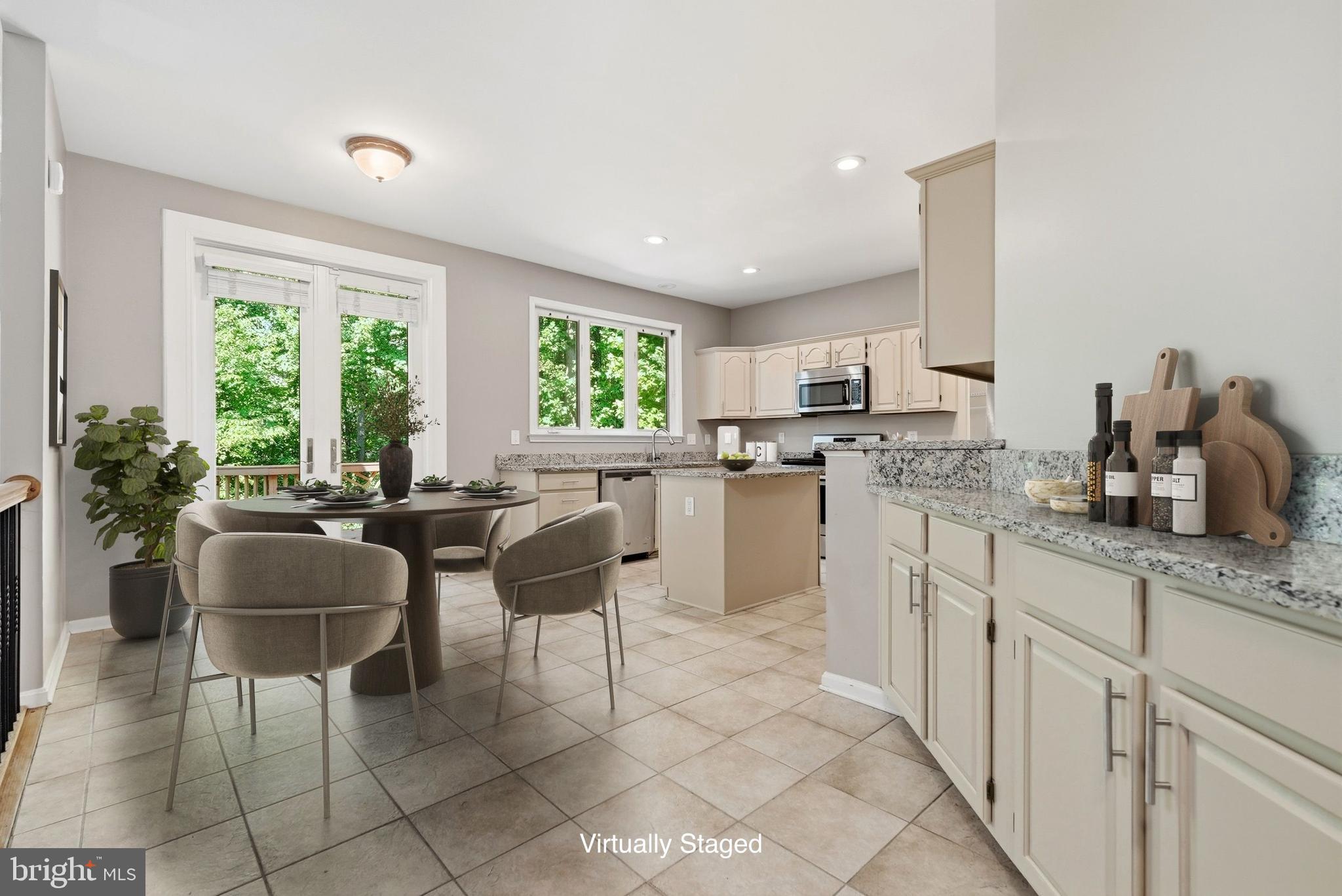 12106 QUICK FOX LANE