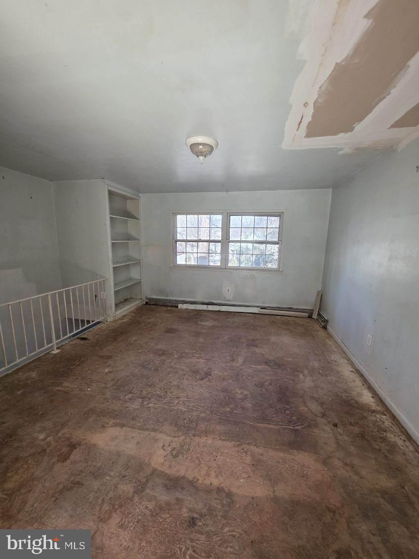 DALE CITY - Residential