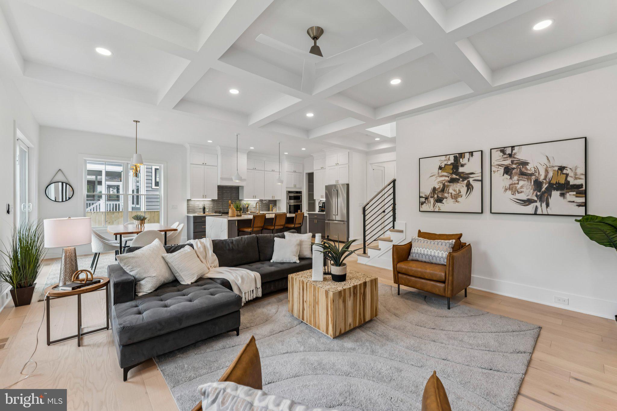 WAYCROFT - WOODLAWN - Residential