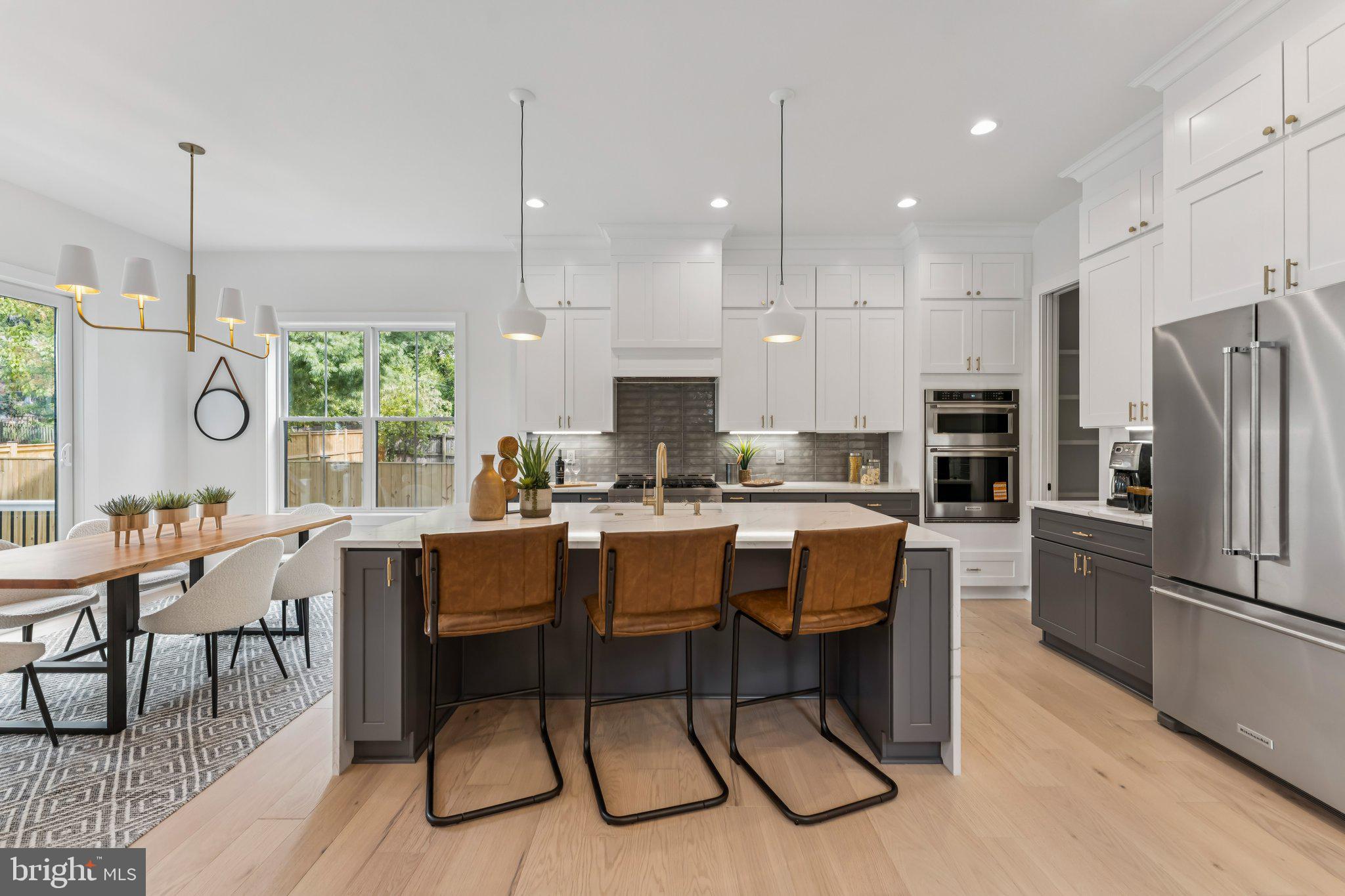 WAYCROFT - WOODLAWN - Residential