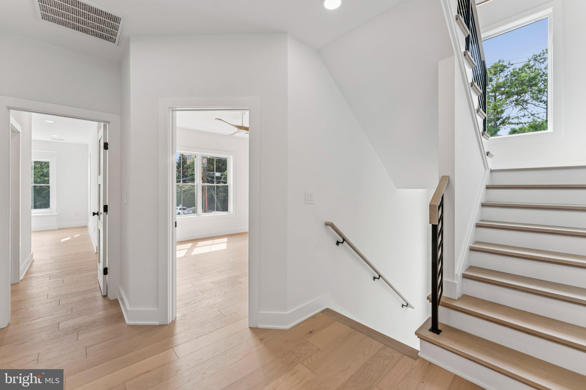 WAYCROFT - WOODLAWN - Residential