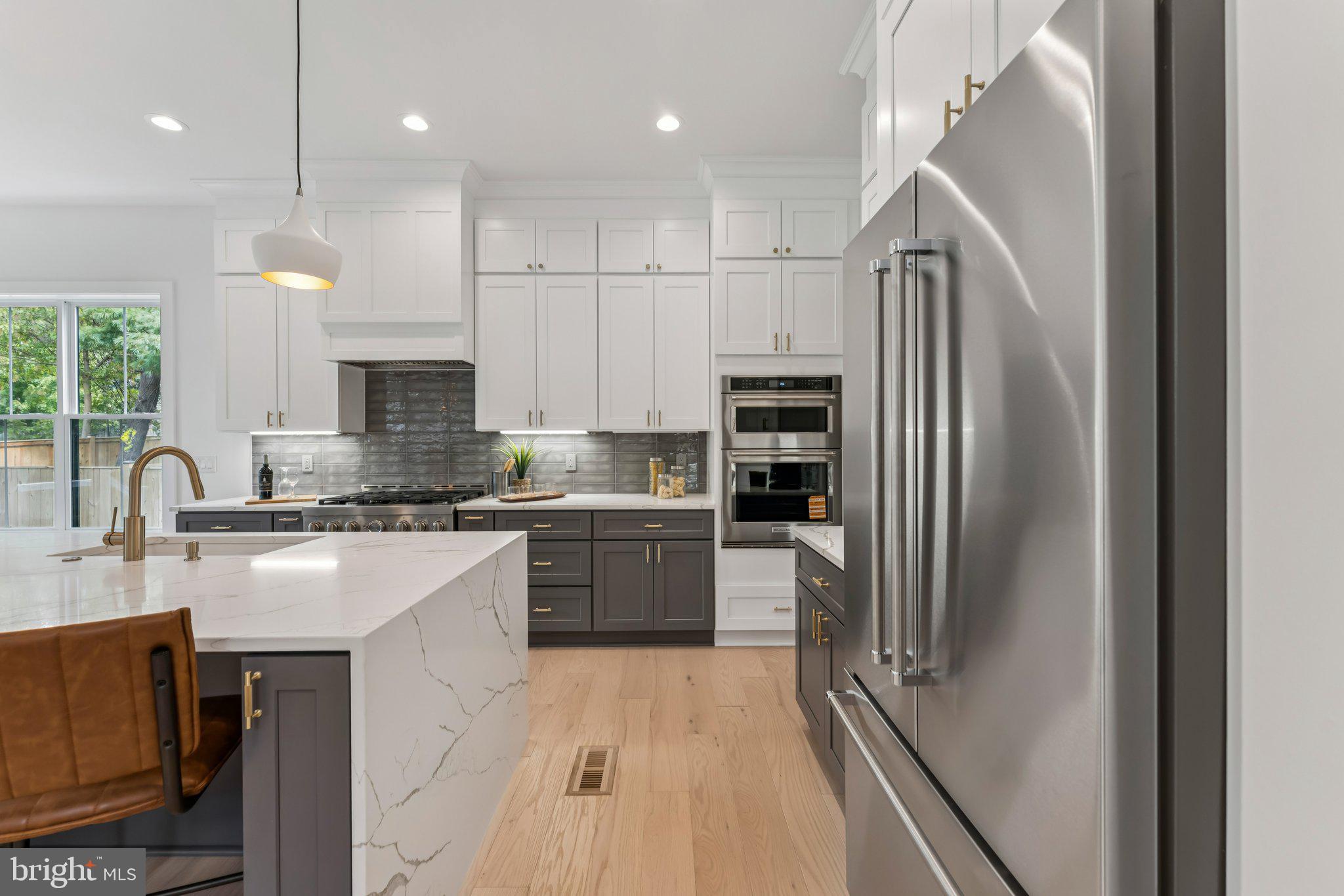 WAYCROFT - WOODLAWN - Residential