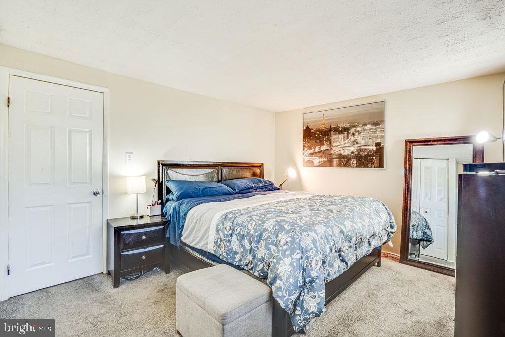 PROSPECT KNOLLS - Residential