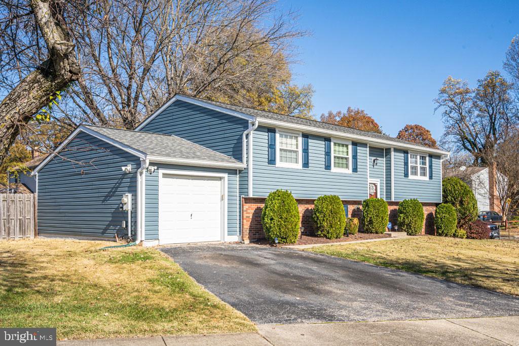 PROSPECT KNOLLS - Residential