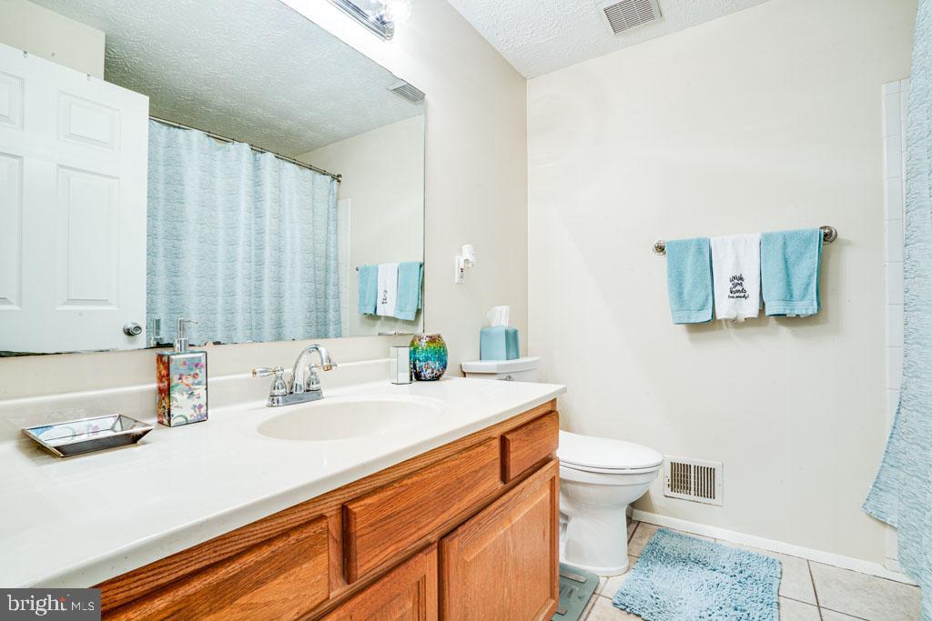 PROSPECT KNOLLS - Residential