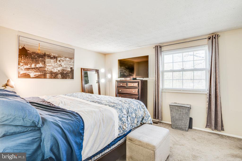 PROSPECT KNOLLS - Residential