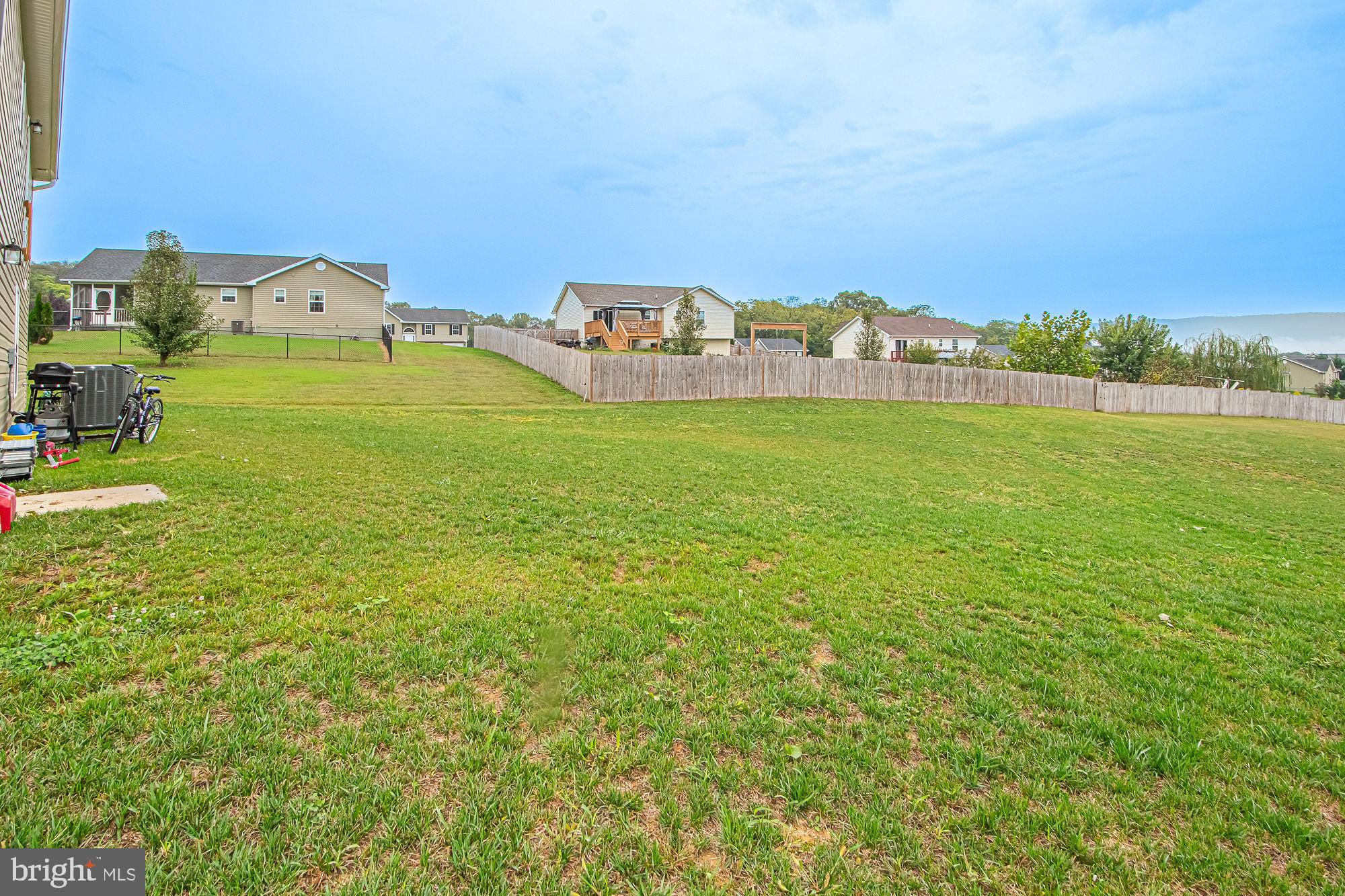 MADISON ESTATES - Residential