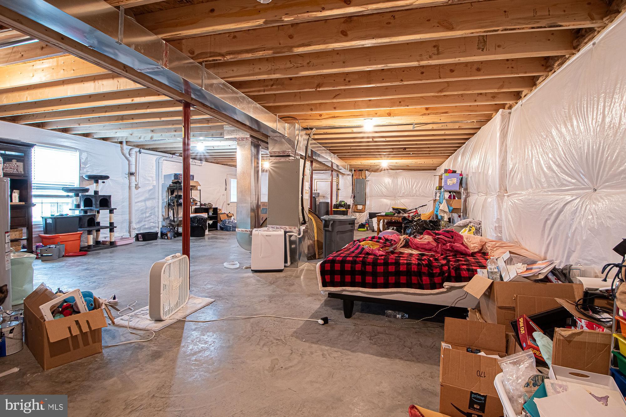 MADISON ESTATES - Residential