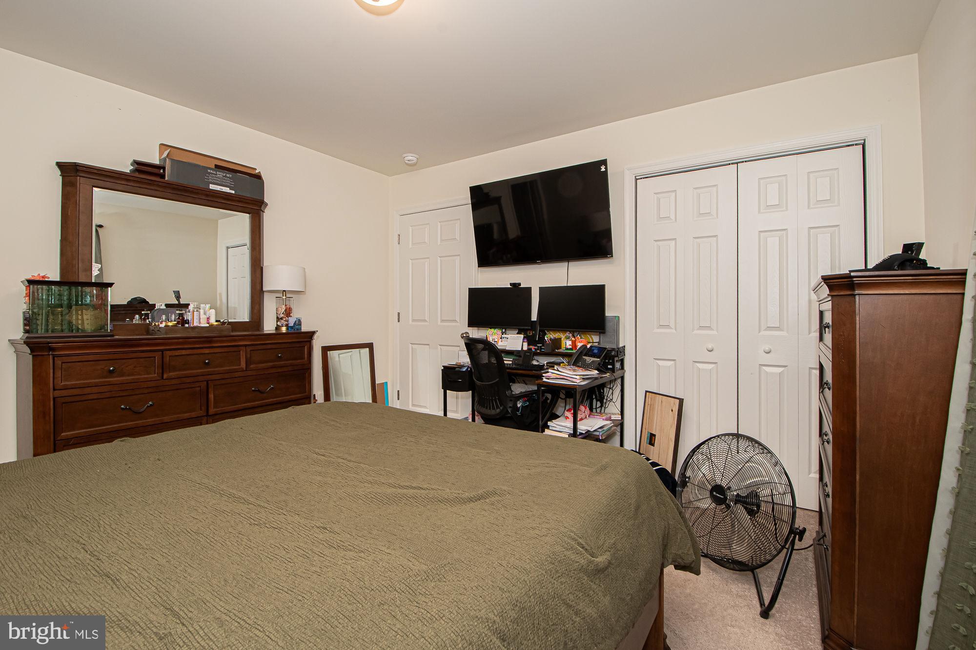 MADISON ESTATES - Residential