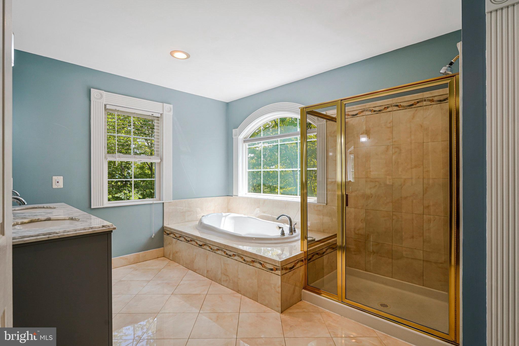 LEESBURG COUNTRY CLUB - Residential