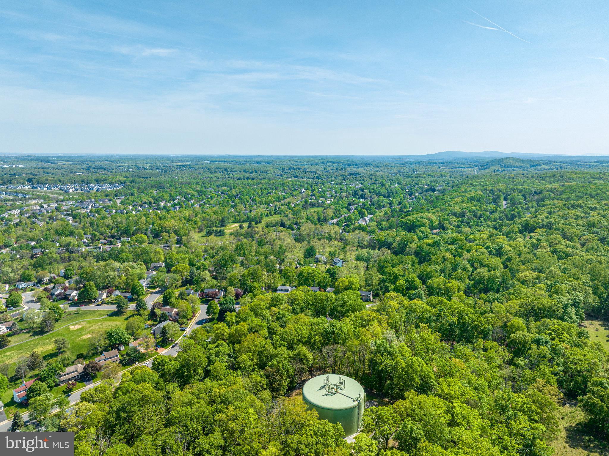 LEESBURG COUNTRY CLUB - Residential