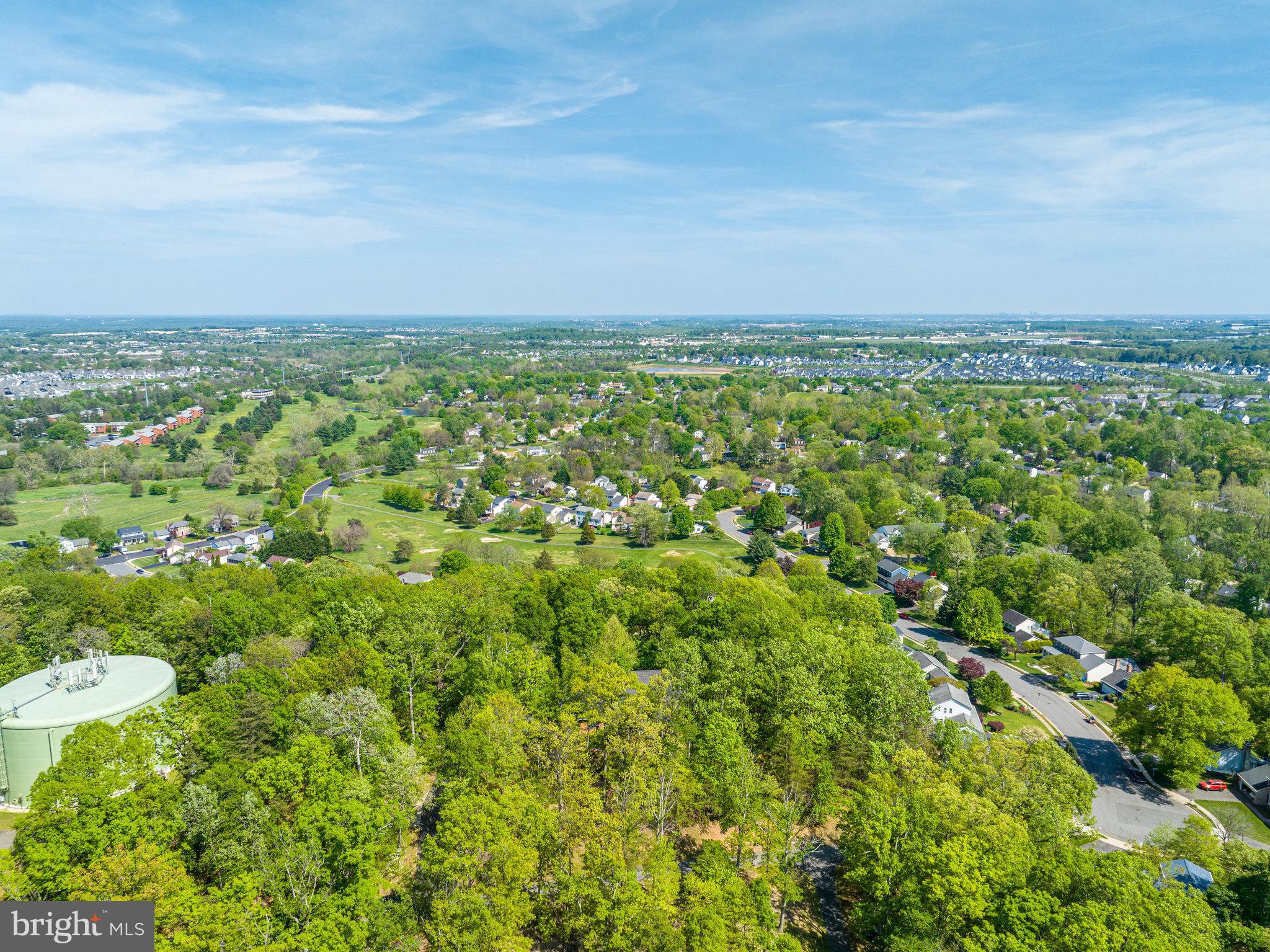 LEESBURG COUNTRY CLUB - Residential