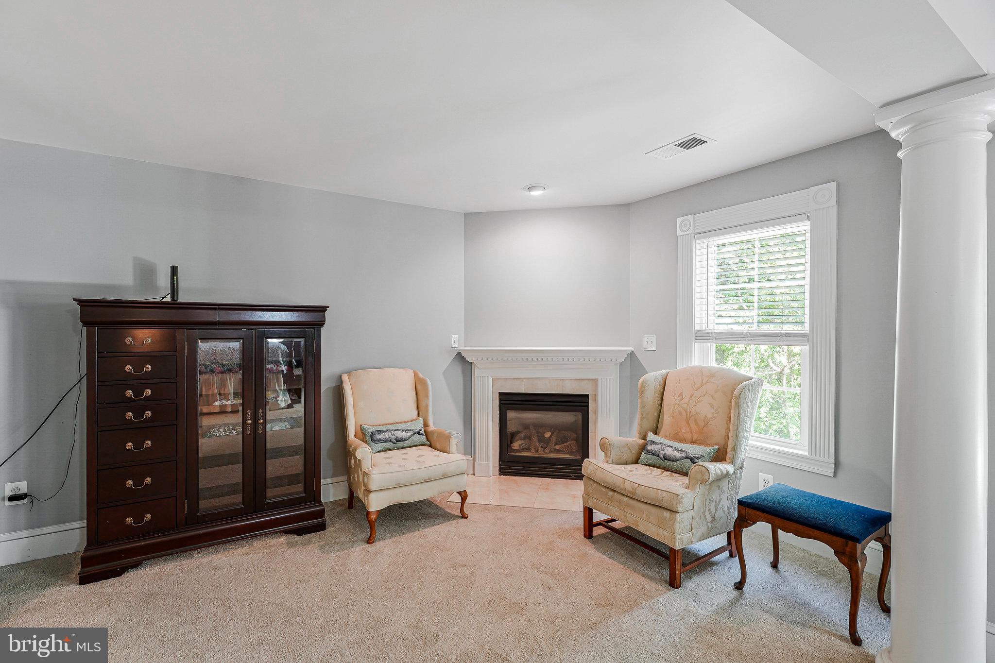 LEESBURG COUNTRY CLUB - Residential