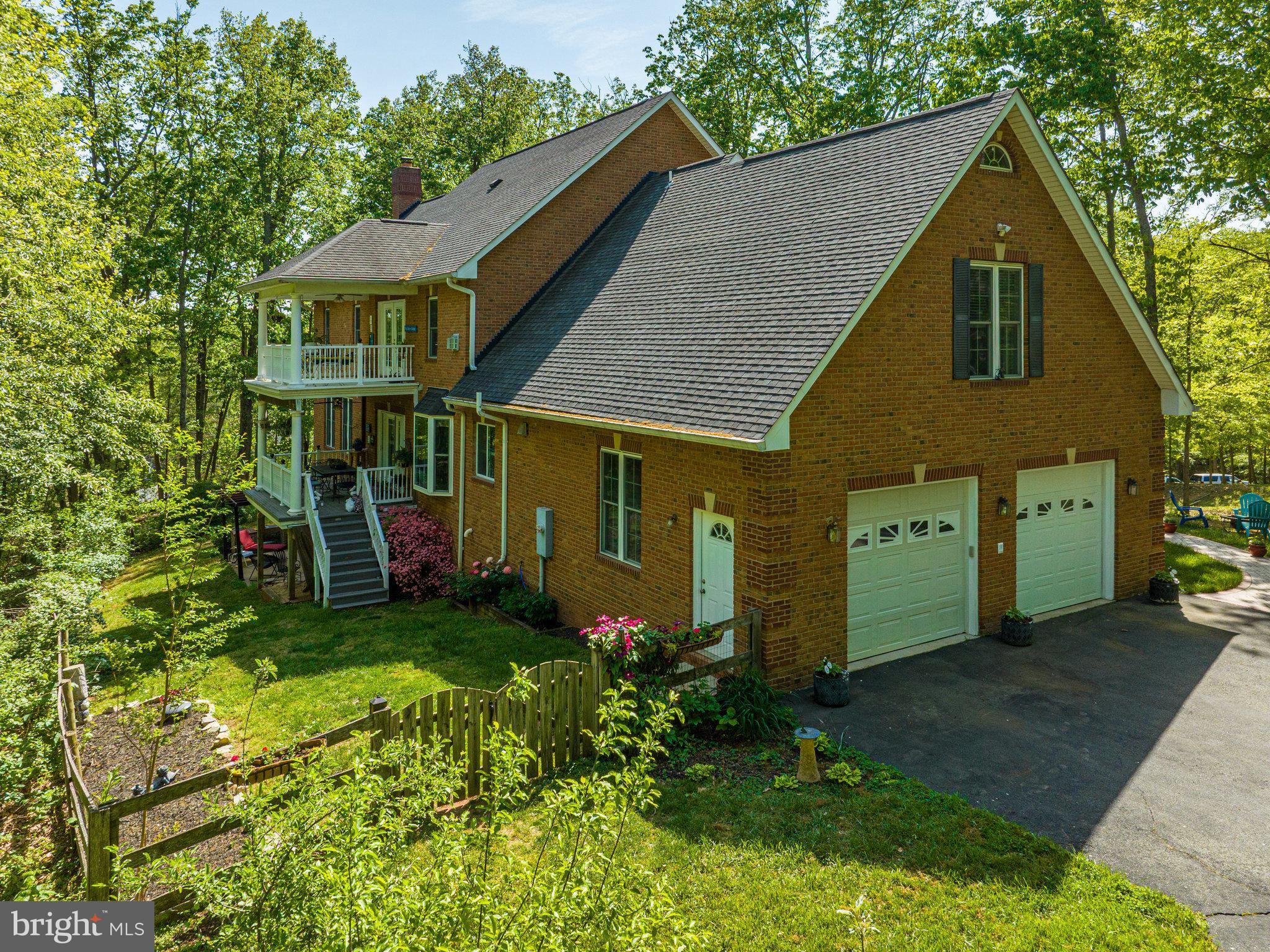 LEESBURG COUNTRY CLUB - Residential