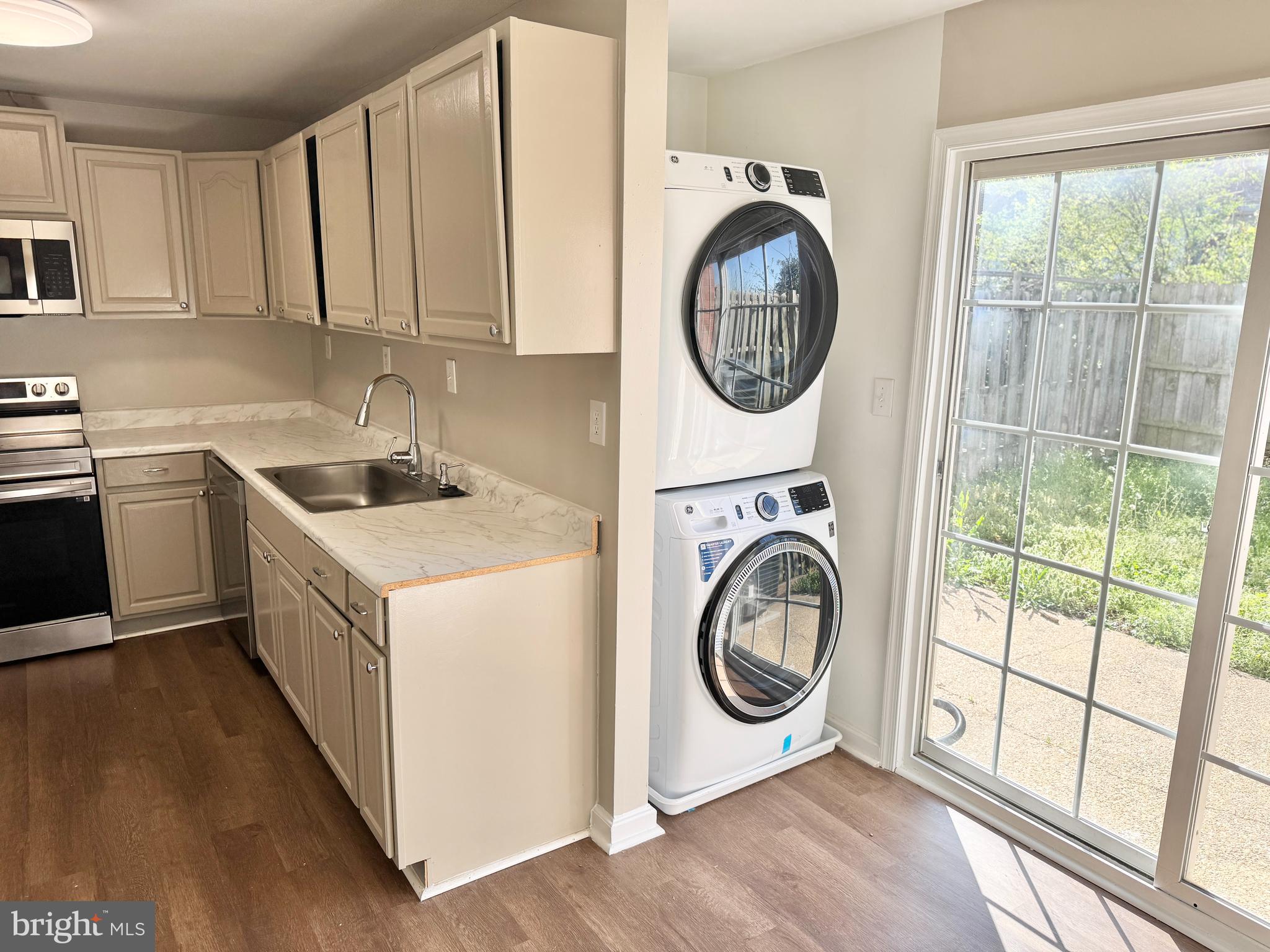 BRAGG HILL - Residential Lease