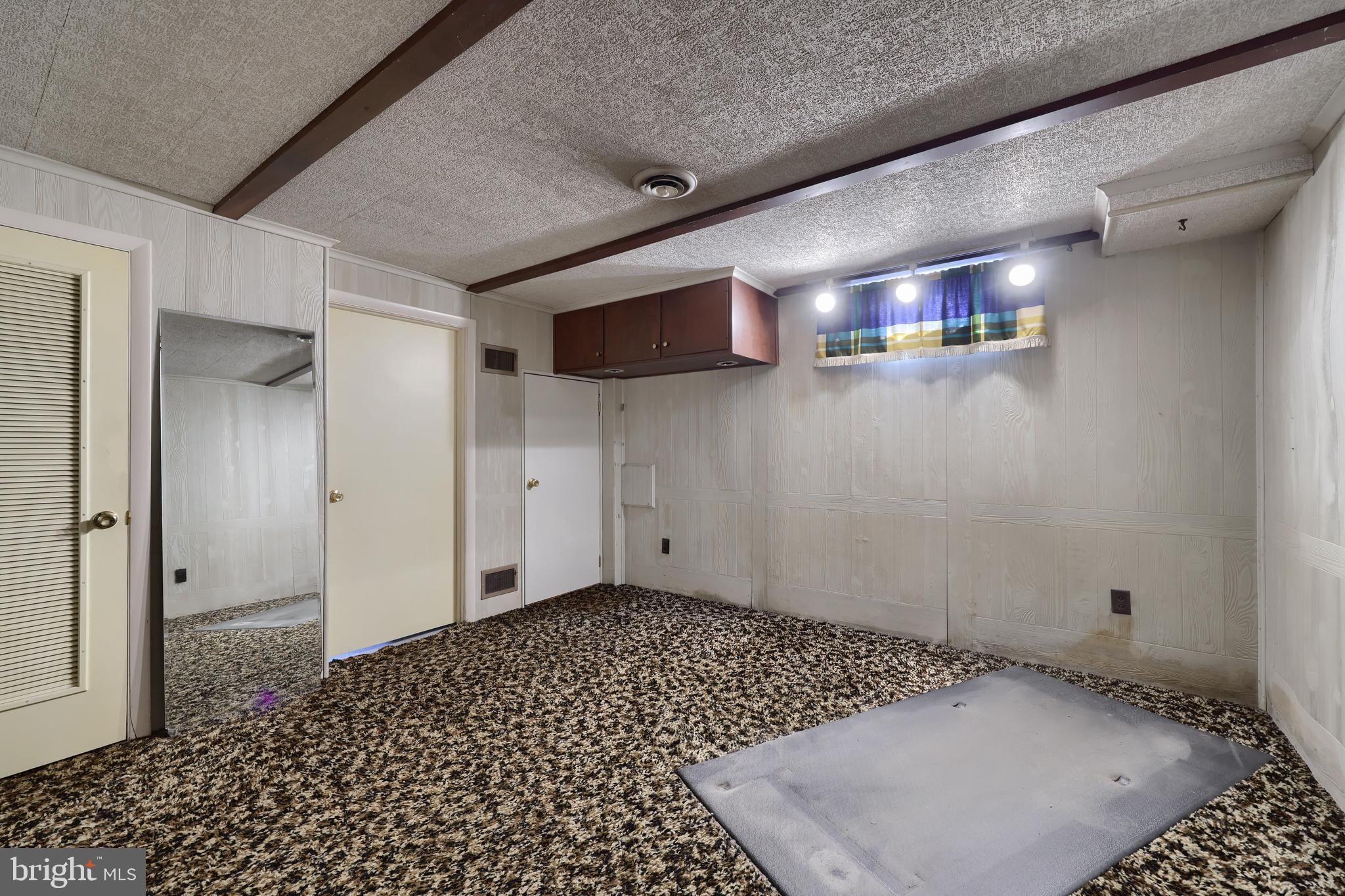 MILBETH VILLAGE - Residential