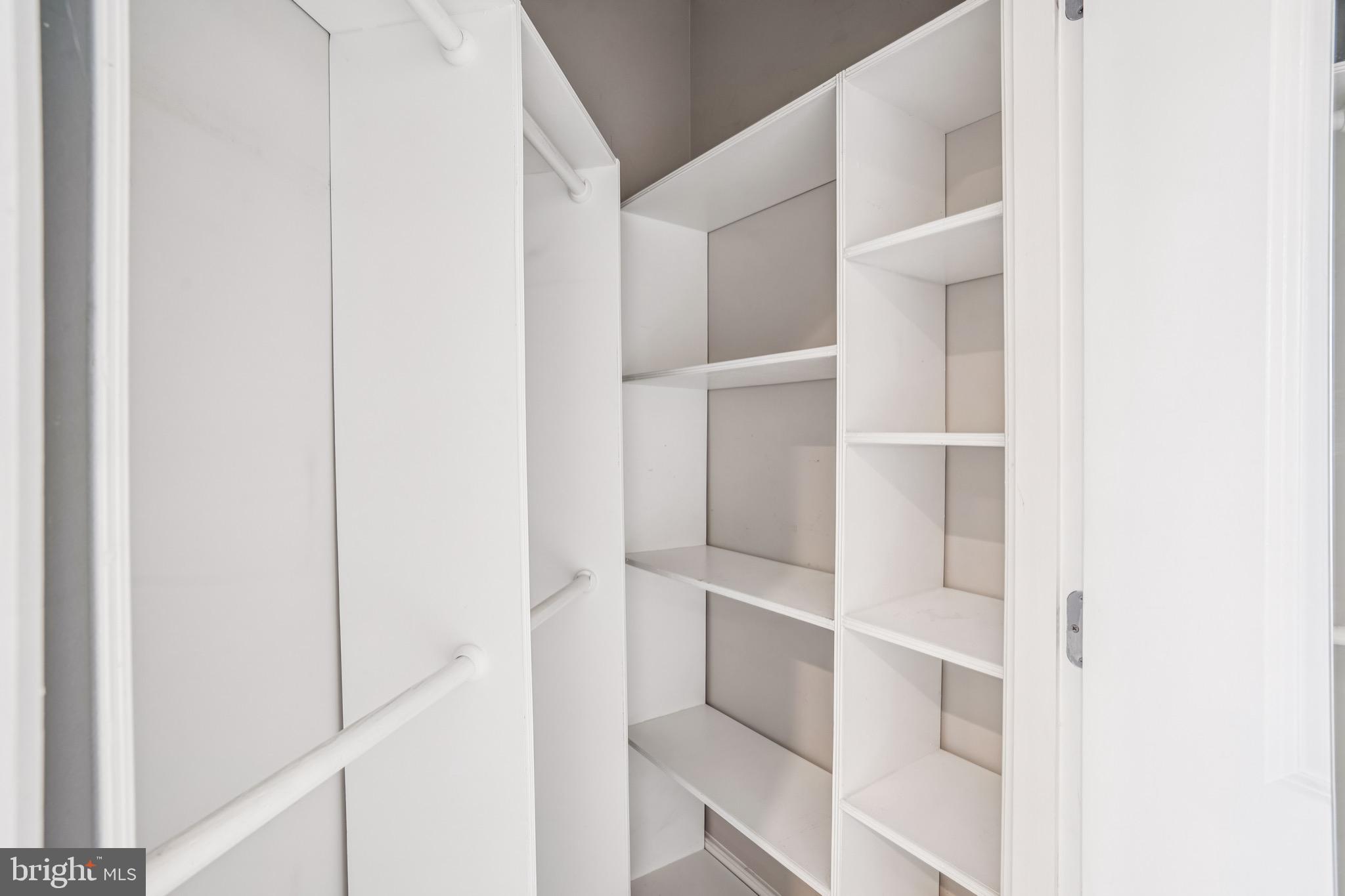 UNIVERSITY TOWN CENTER - Residential