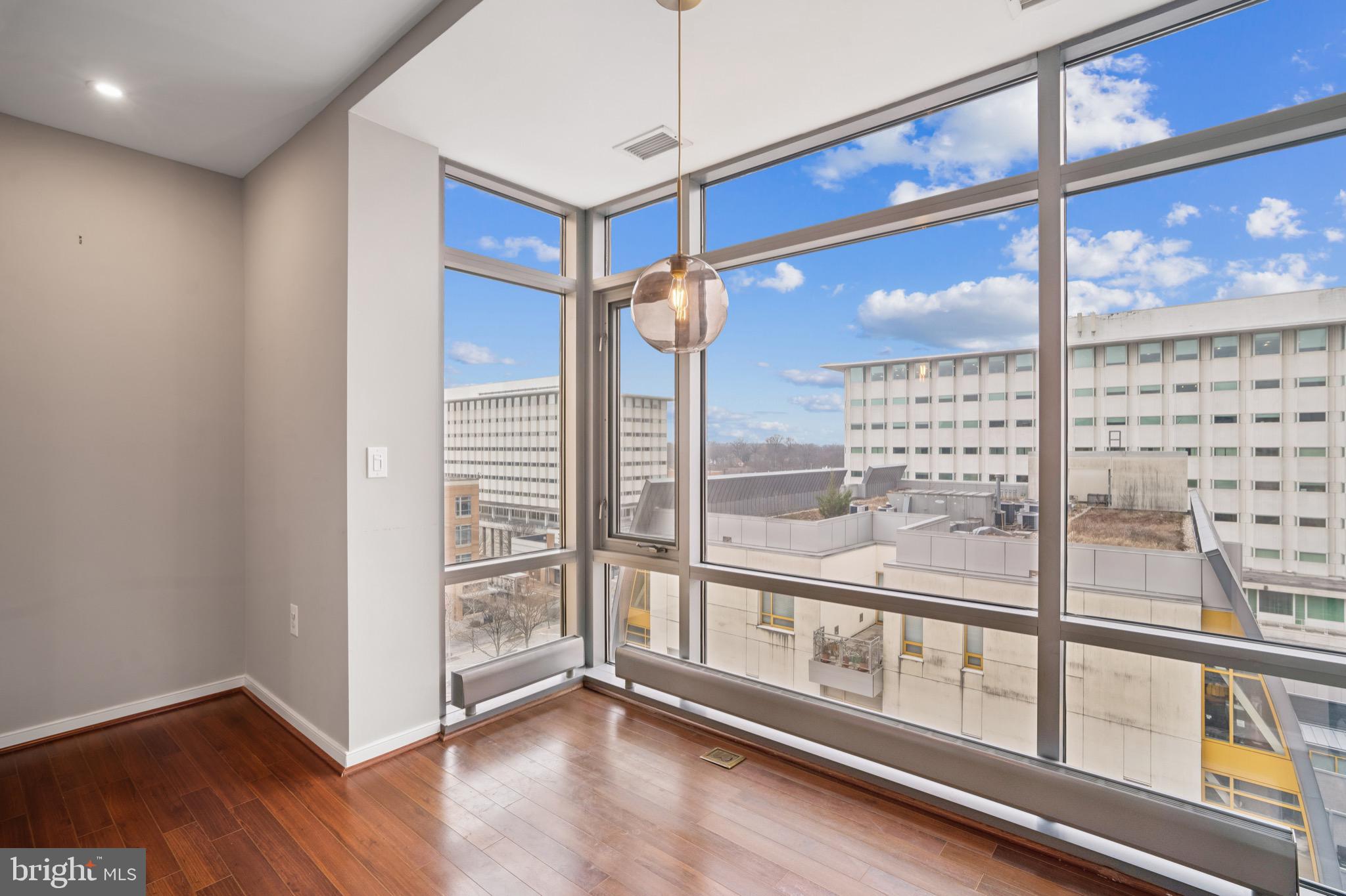 UNIVERSITY TOWN CENTER - Residential