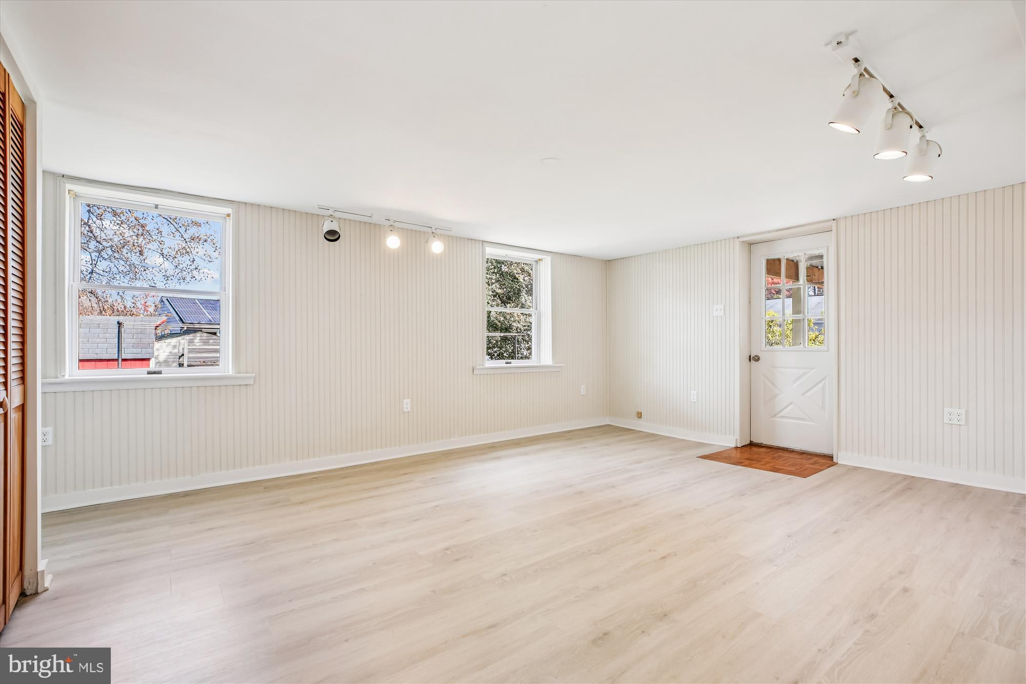 MONTGOMERY HIGHLANDS ESTATES - Residential