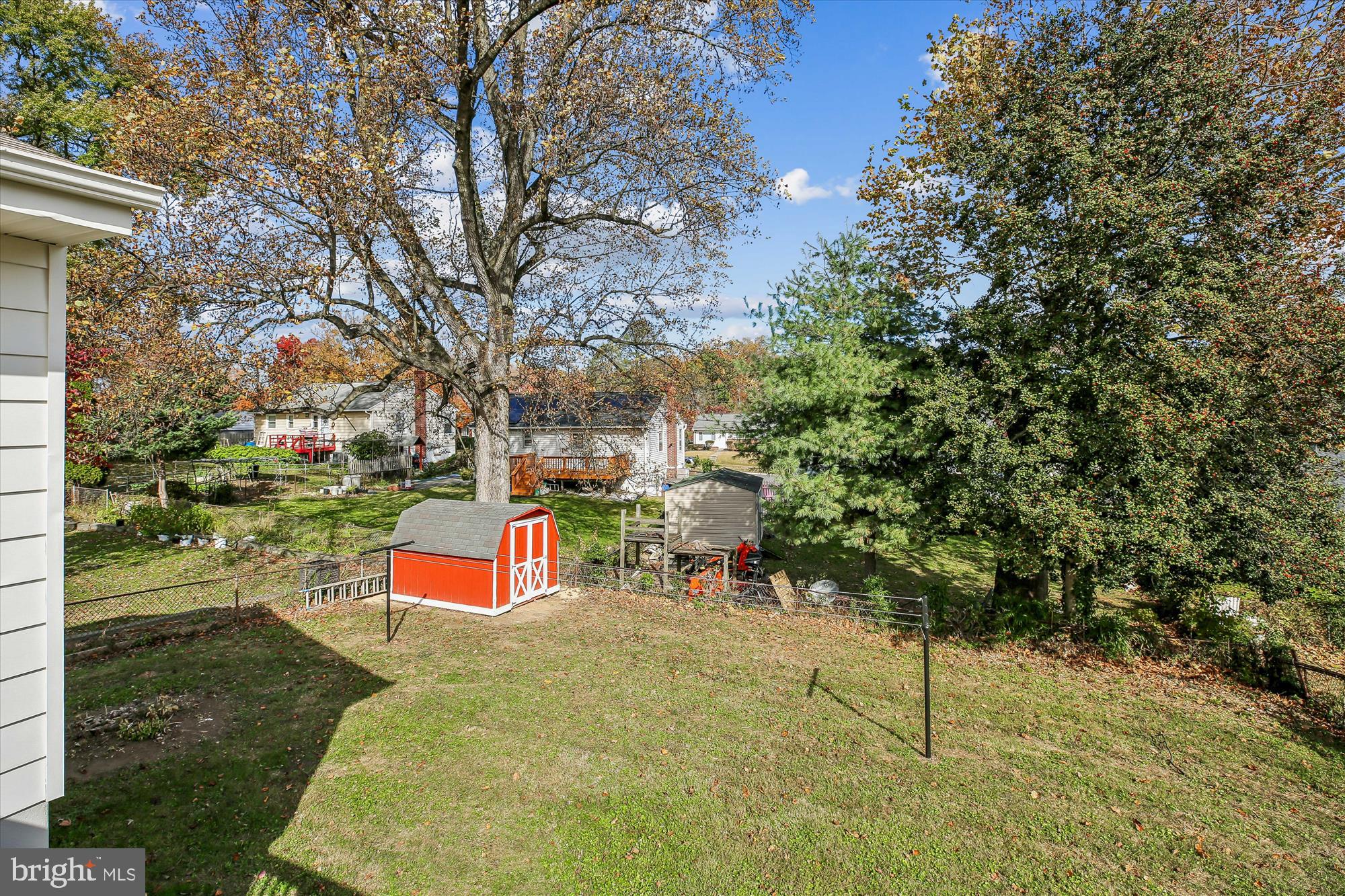 MONTGOMERY HIGHLANDS ESTATES - Residential