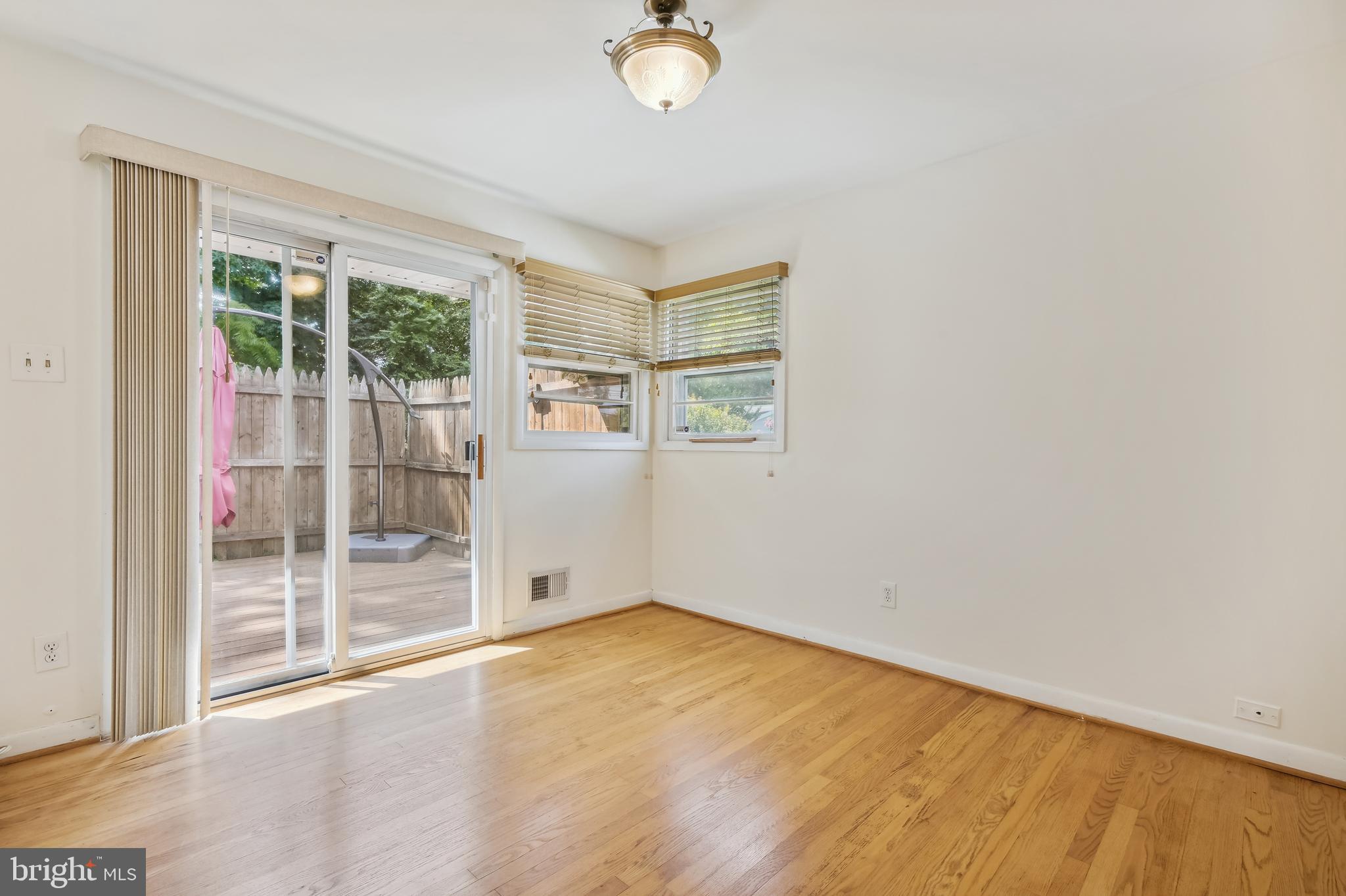 GREENACRES - Residential