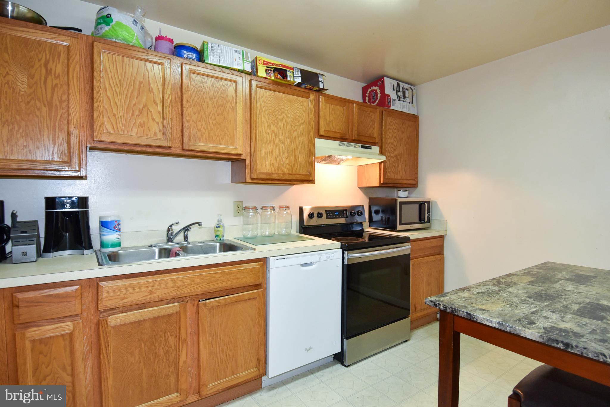 ST CHARLES BANNISTER - Residential