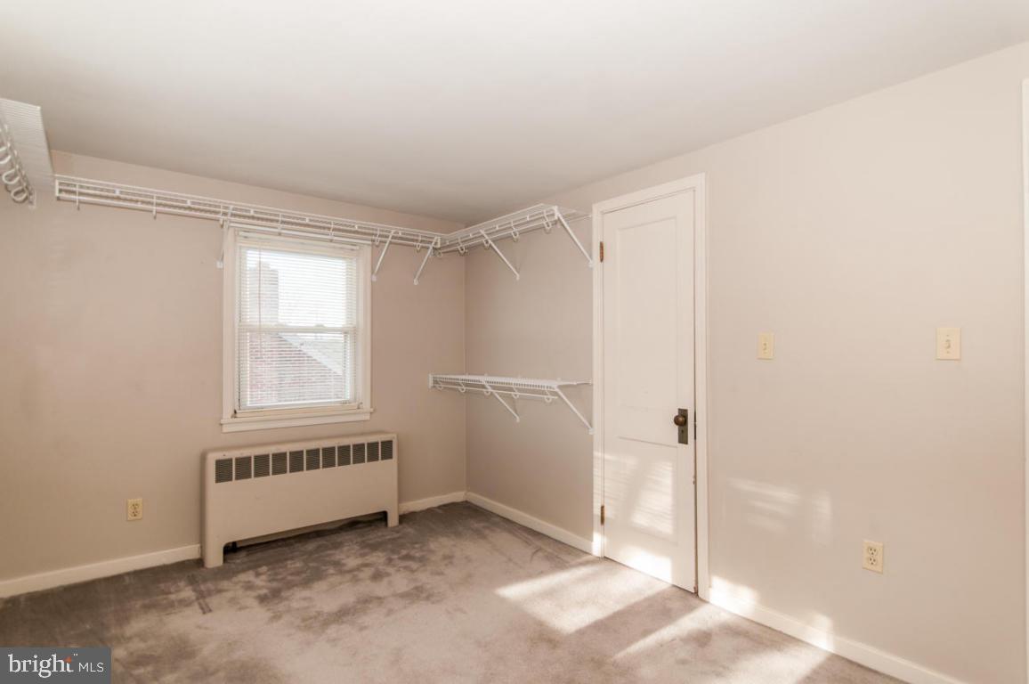 EPHRATA - Commercial Sale