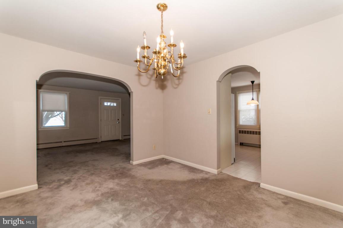 EPHRATA - Commercial Sale