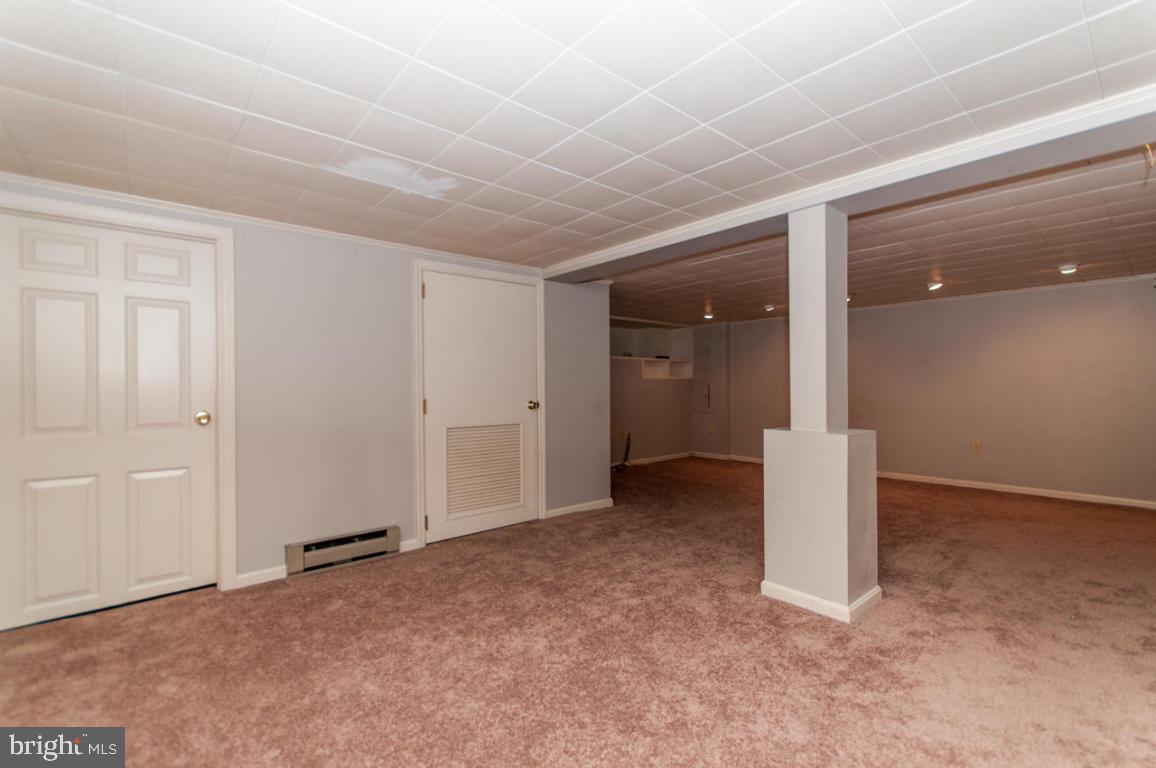 EPHRATA - Commercial Sale