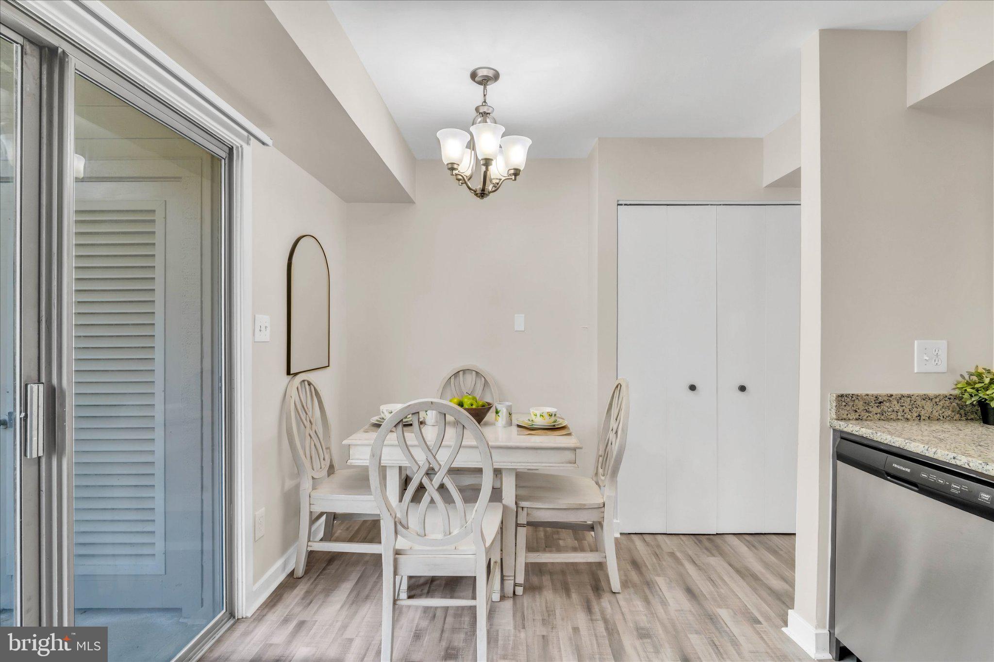 VILLAGE OF CHESAPEAKE HARBOUR - Residential