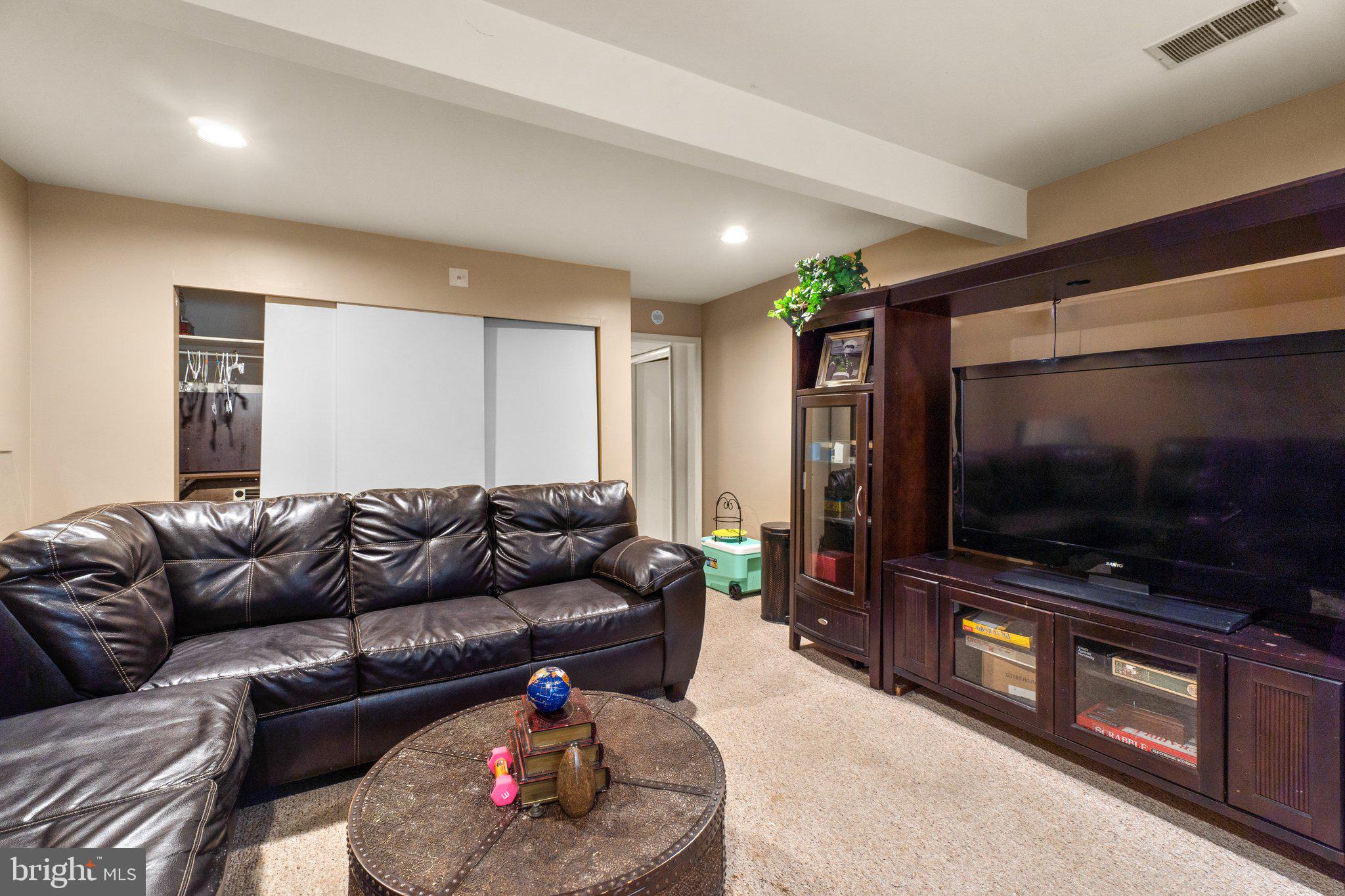 PHELPS LUCK - Residential