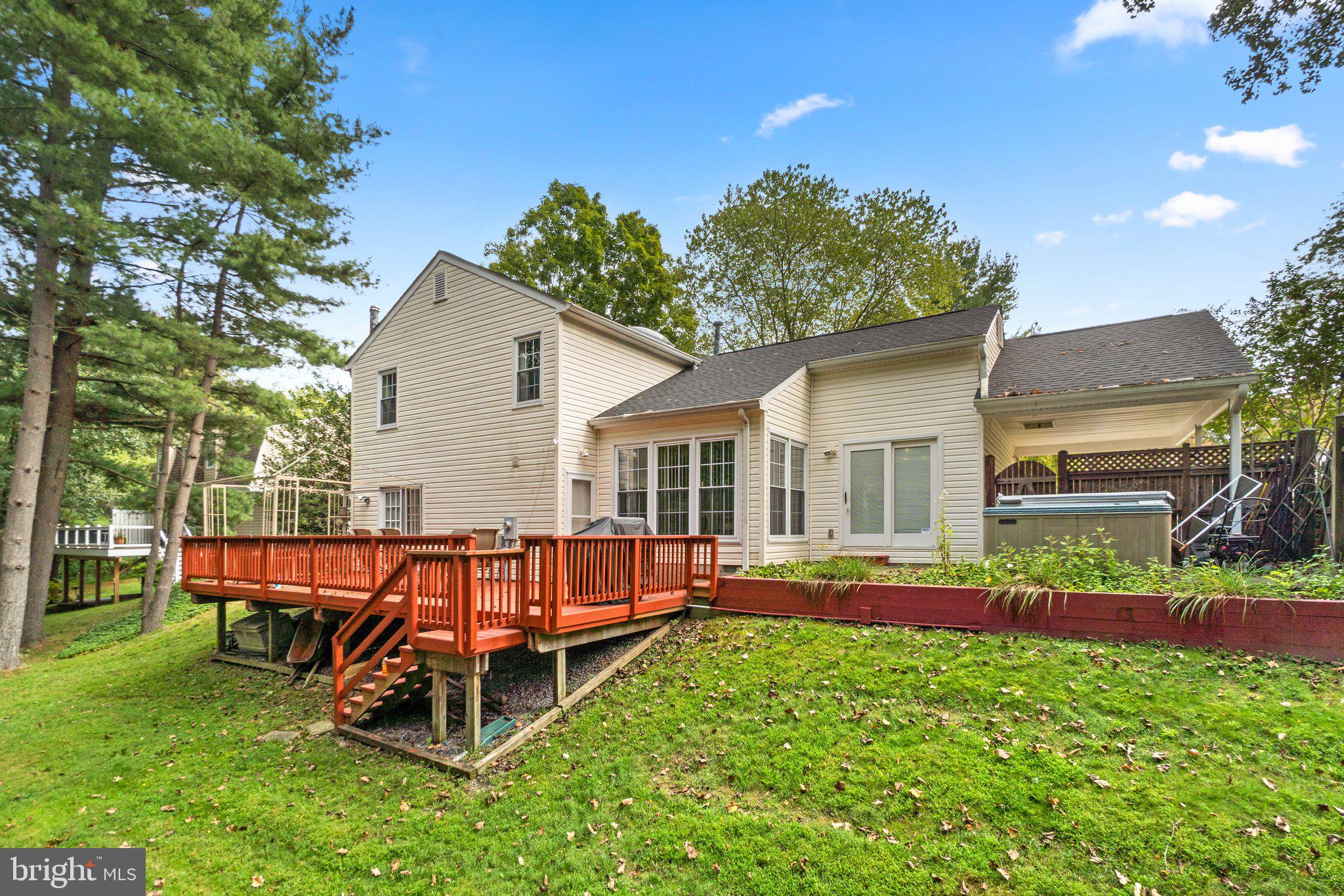 PHELPS LUCK - Residential