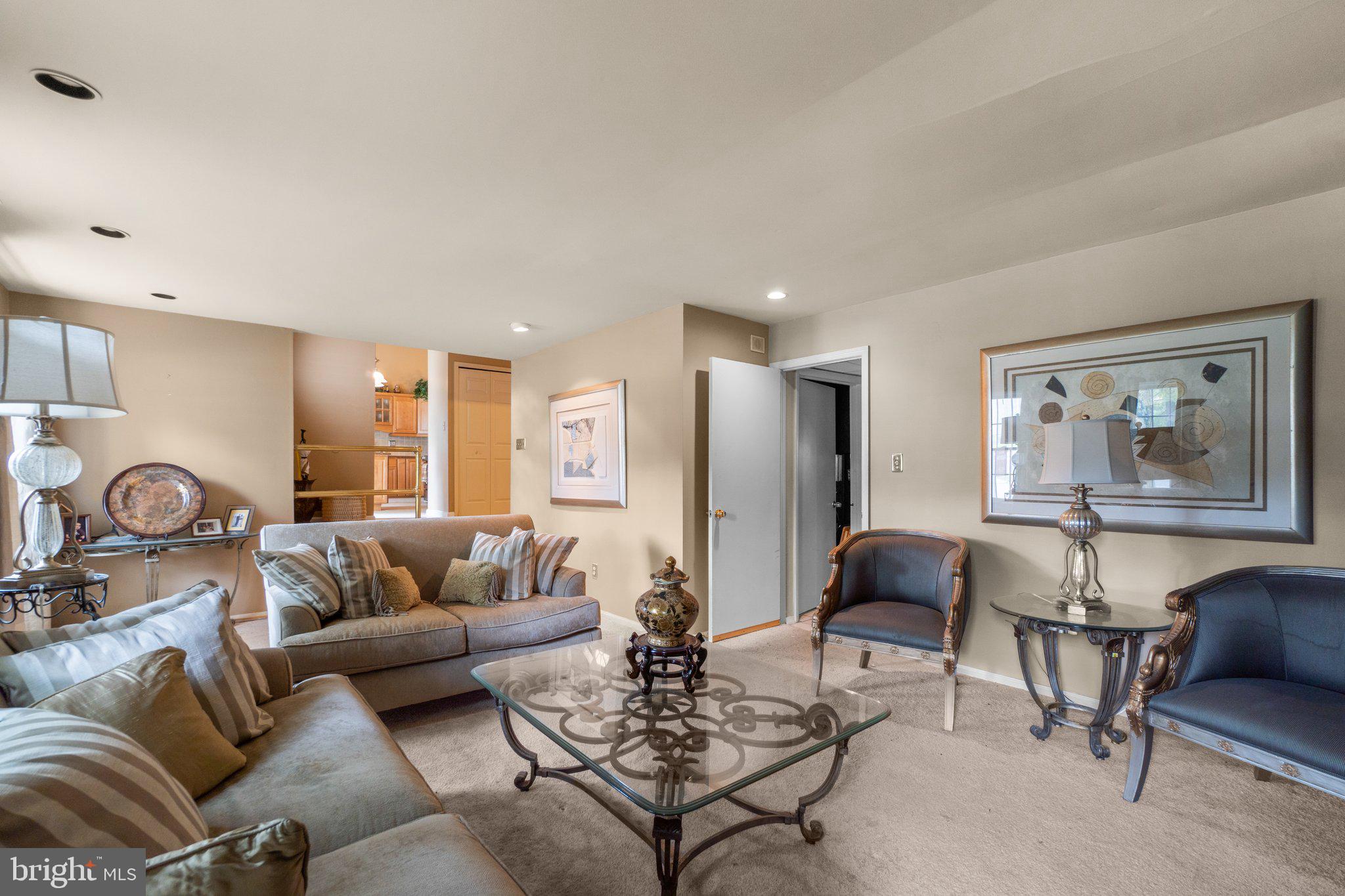 PHELPS LUCK - Residential