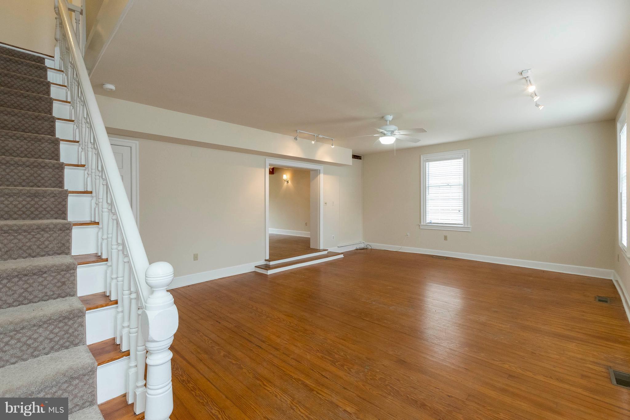 DOWNTOWN FREDERICKSBURG - Residential Income