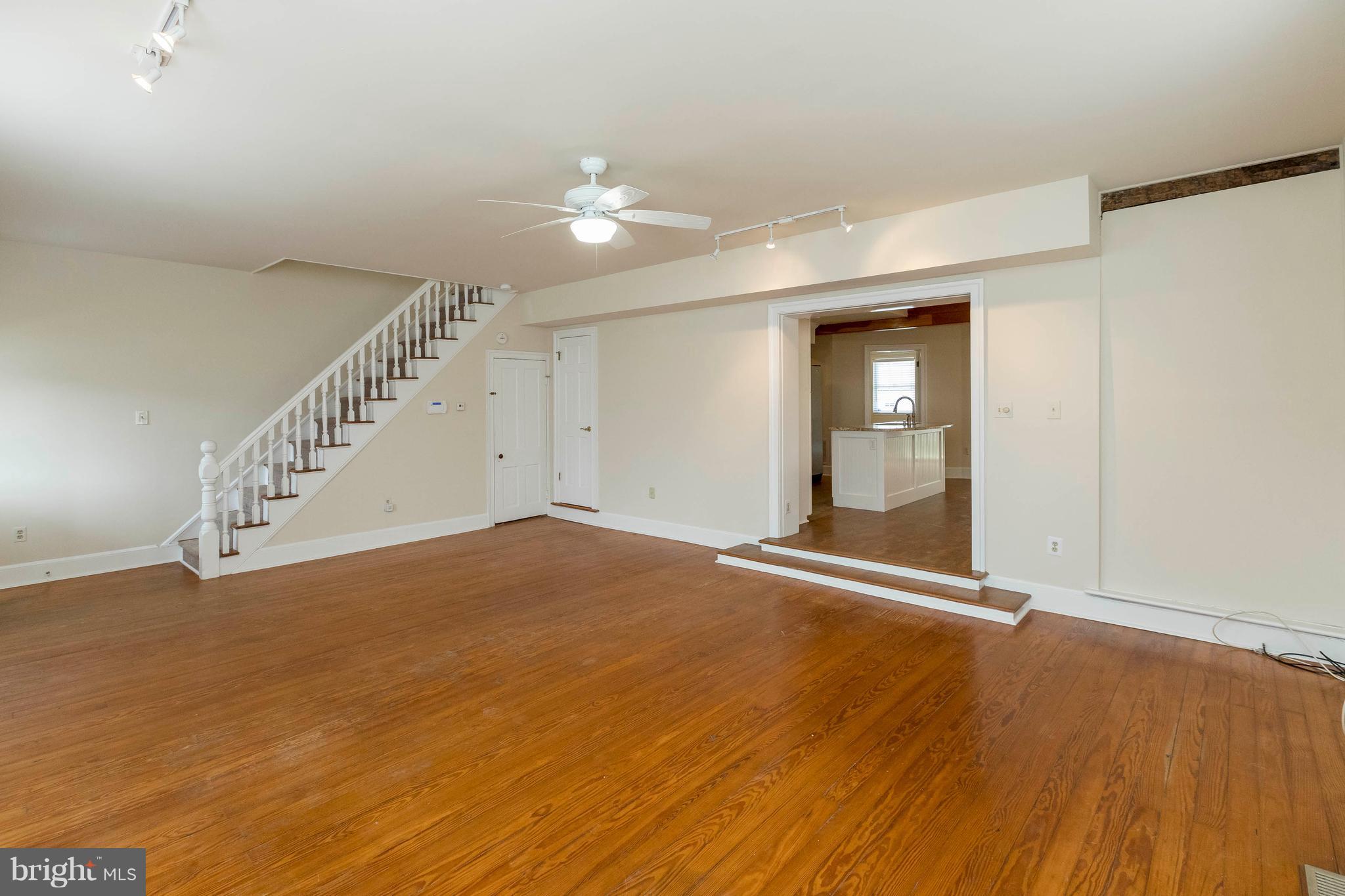 DOWNTOWN FREDERICKSBURG - Residential Income