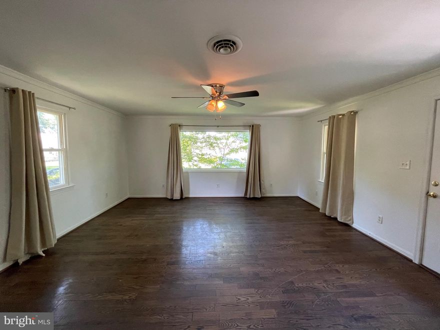 2 bedroom 1 bath home located in the heart of Colonial Beach, only a 7 minute drive away from the beach.  Large open kitchen with bar. The home features a huge back yard for outdoor gatherings and BBQ’s. In addition, there’s a medium sized front porch to sit back and relax on. Rent includes water, sewer and trash. Tenant will be responsible for electric. No smoking allowed