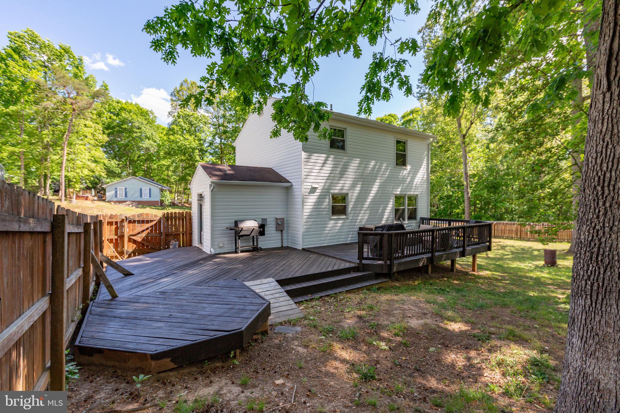 PLANTATION FOREST - Residential