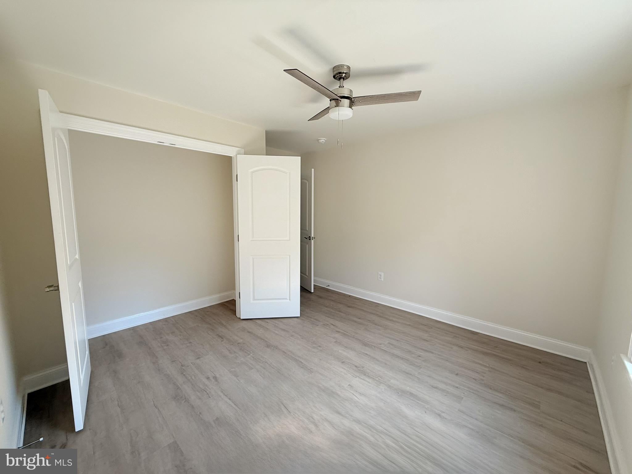 21359 MARY LOUS WAY