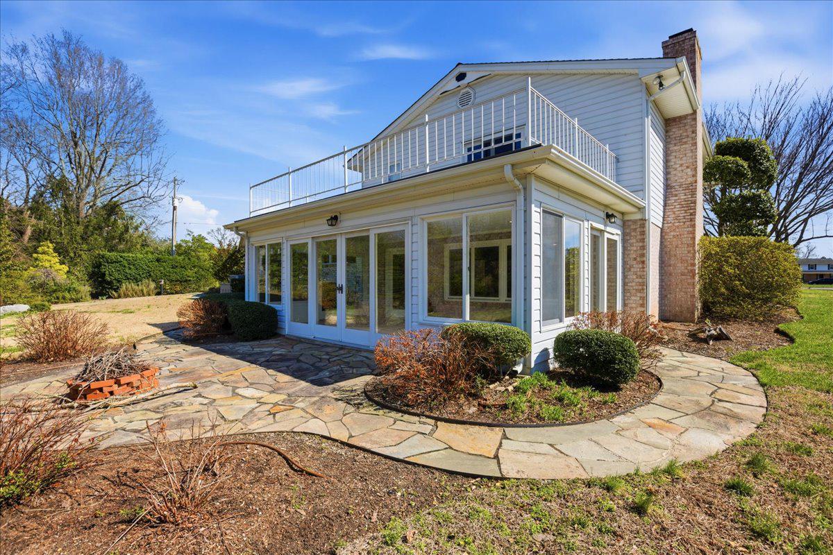 ESPERANZA FARMS - Residential