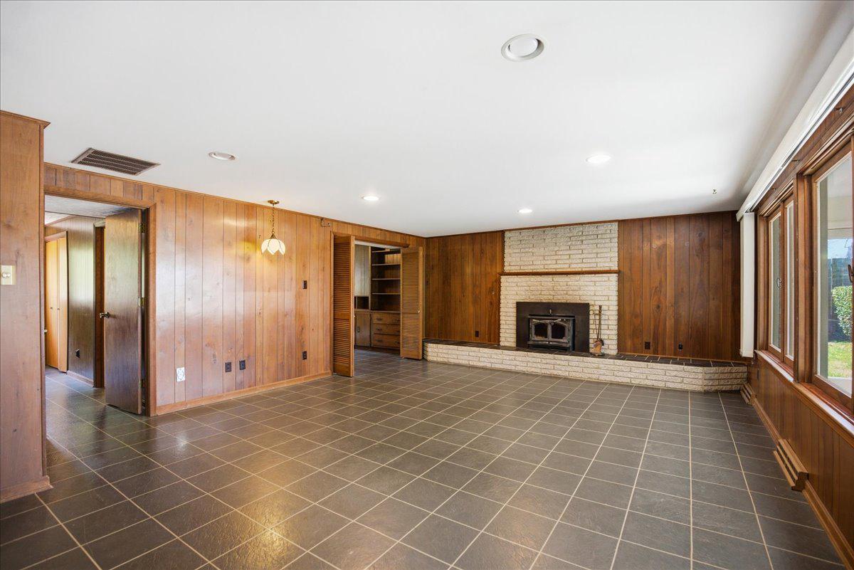 ESPERANZA FARMS - Residential